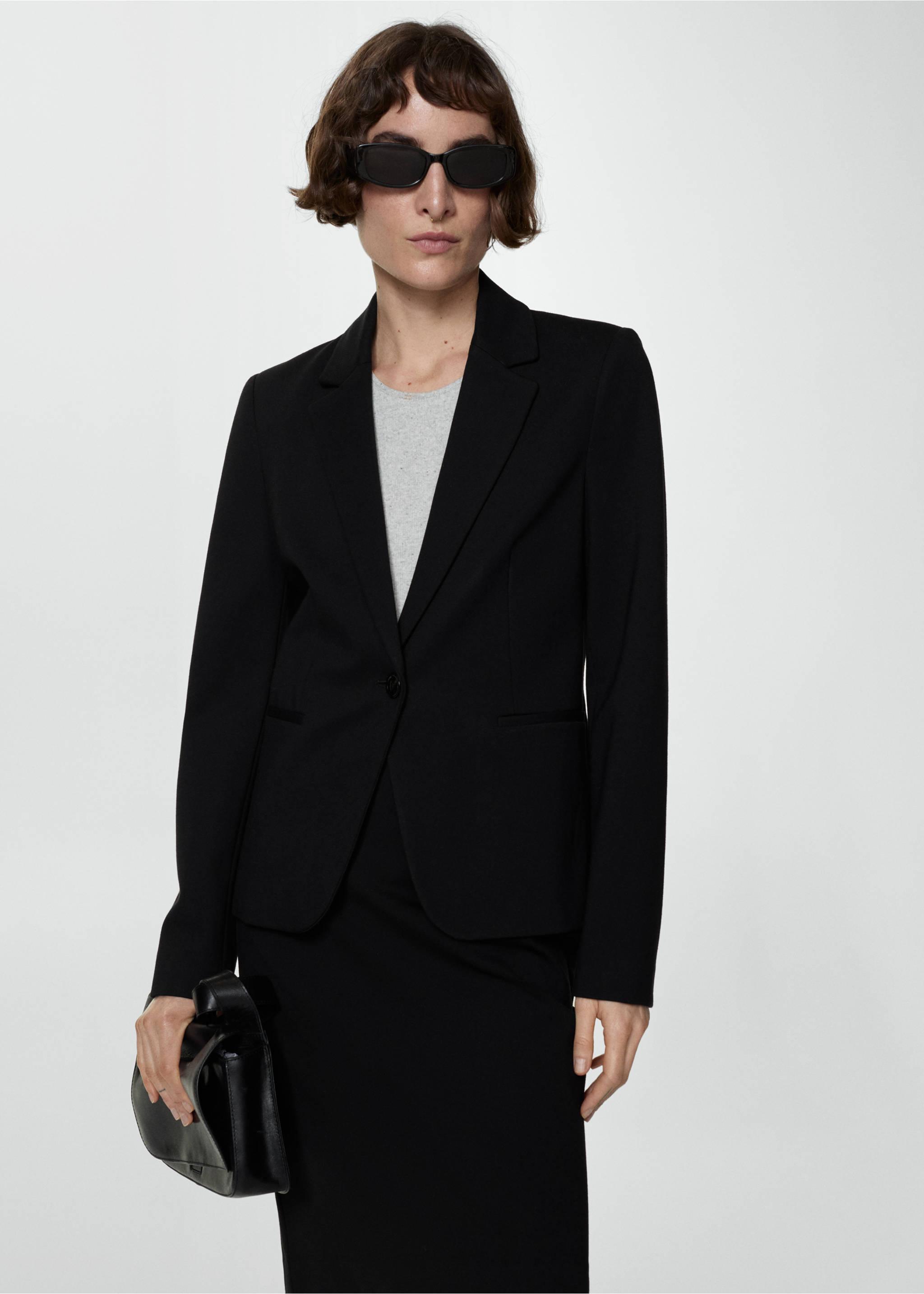 Fitted roma-knit jacket - Medium plane, Black. Ref: 67040485-00.