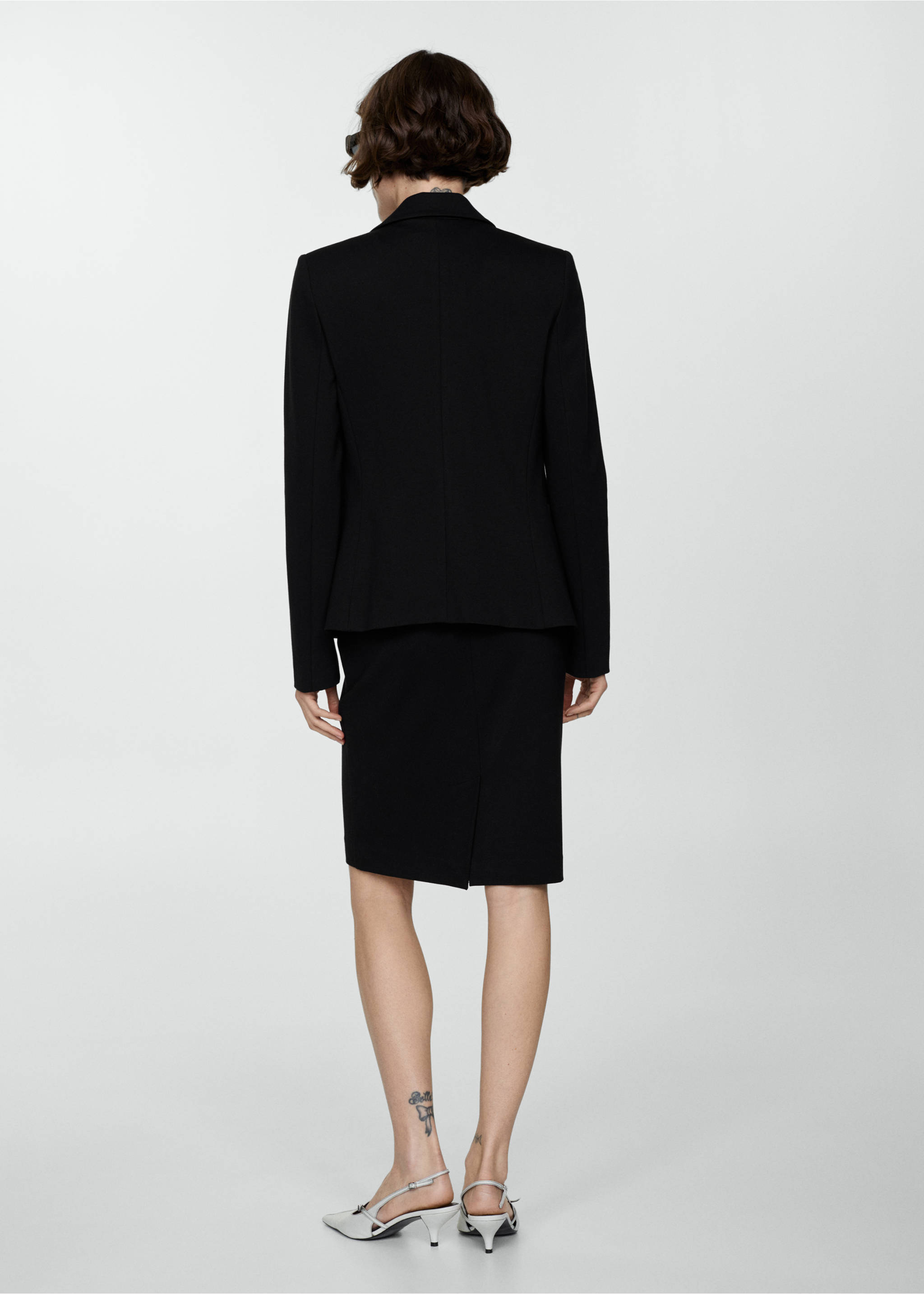 Fitted roma-knit jacket - Reverse of the article, Black. Ref: 67040485-00.