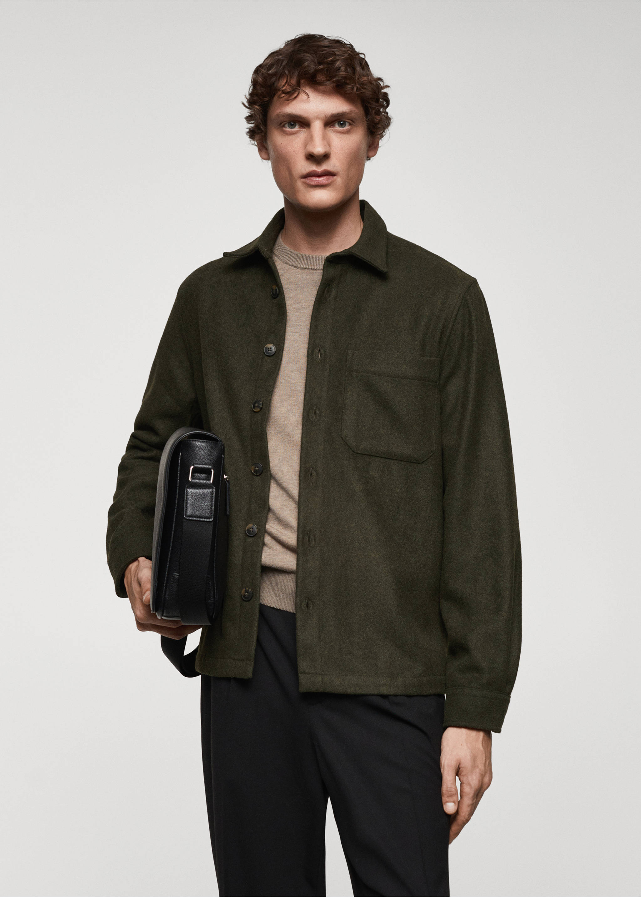 Regular-fit overshirt with pocket - Medium plane, Khaki. Ref: 67040633-00.