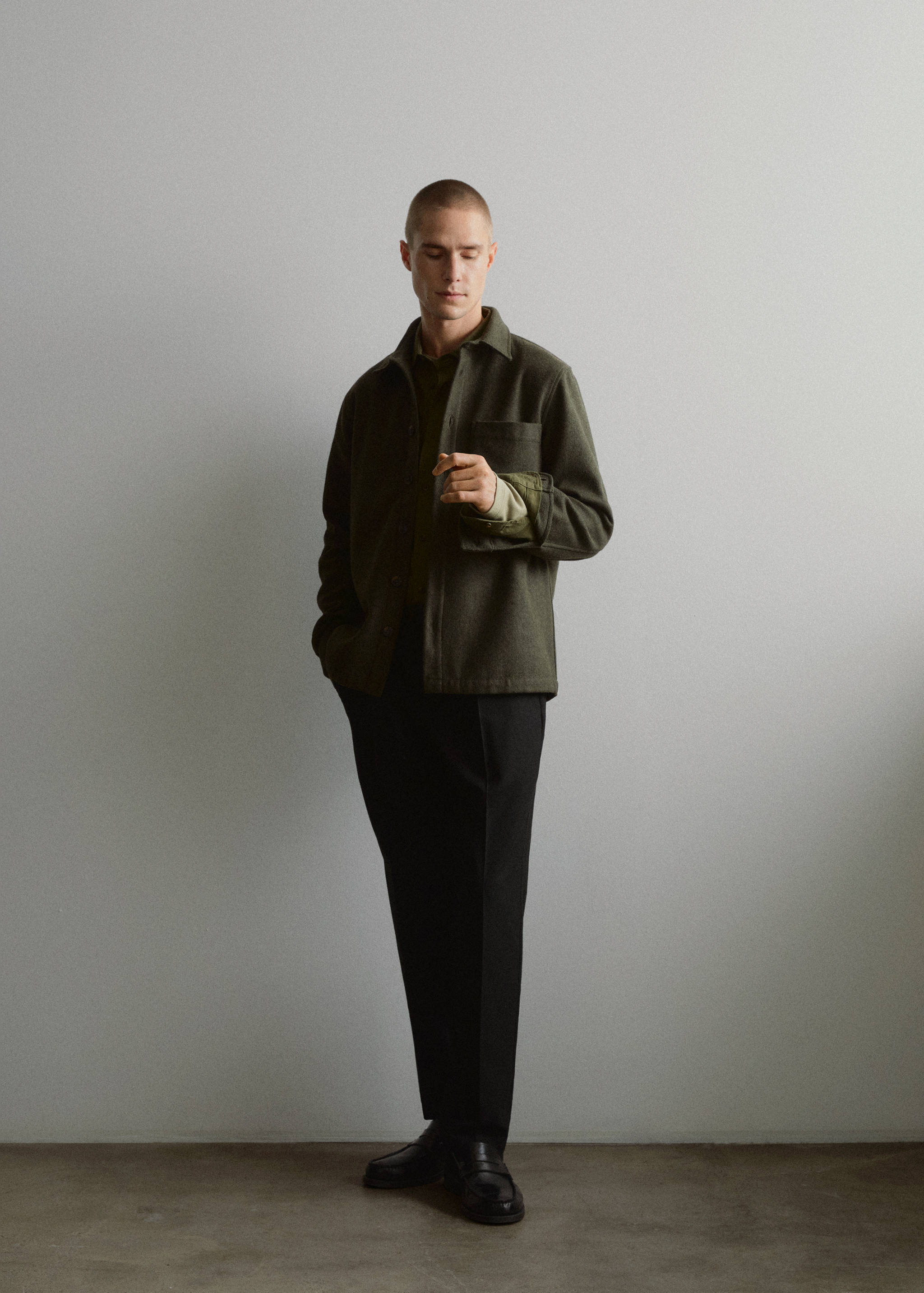 Regular-fit overshirt with pocket - Details of the article 7