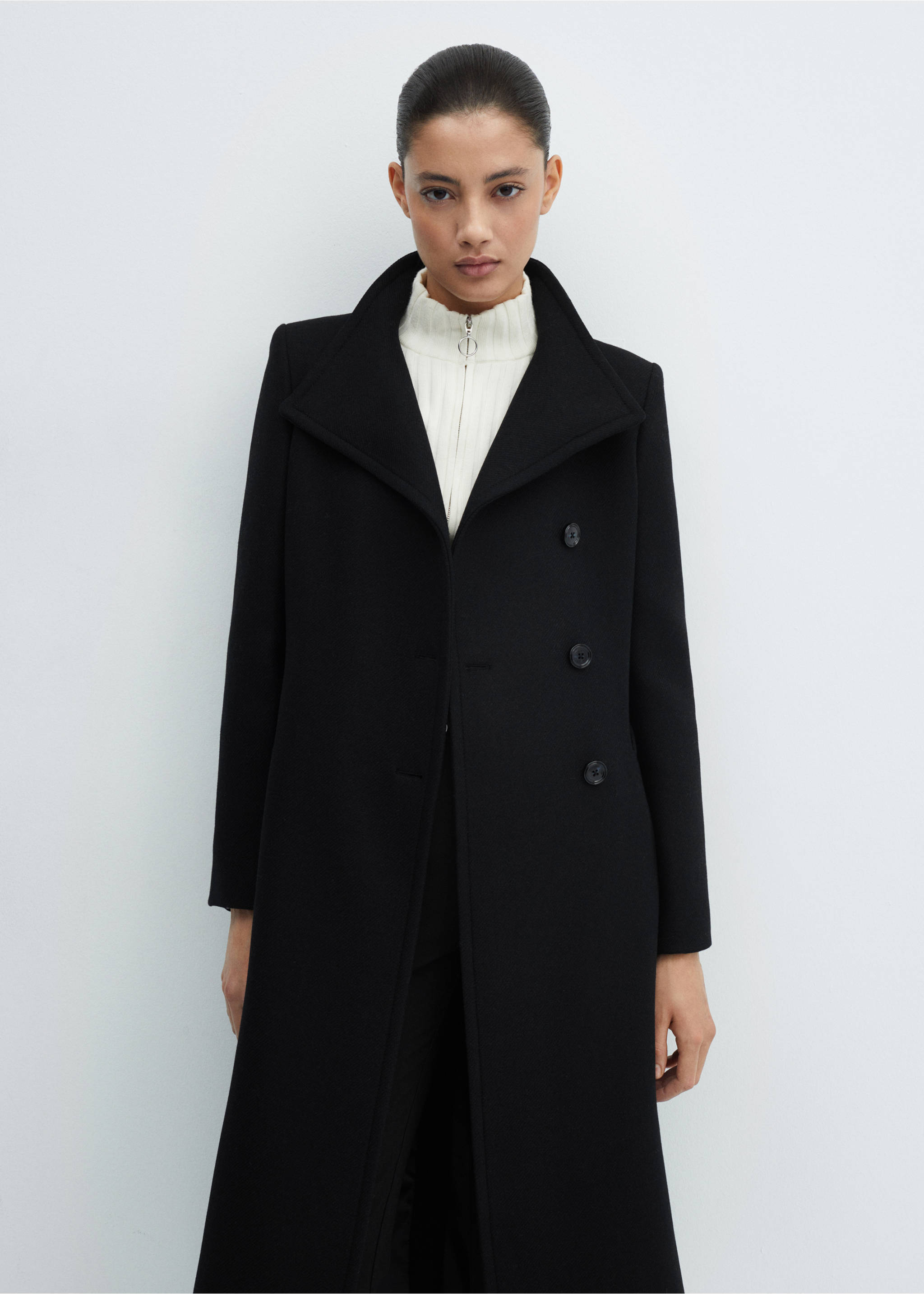 Manteco wool coat with belt - Medium plane, Black. Ref: 67040670-00.