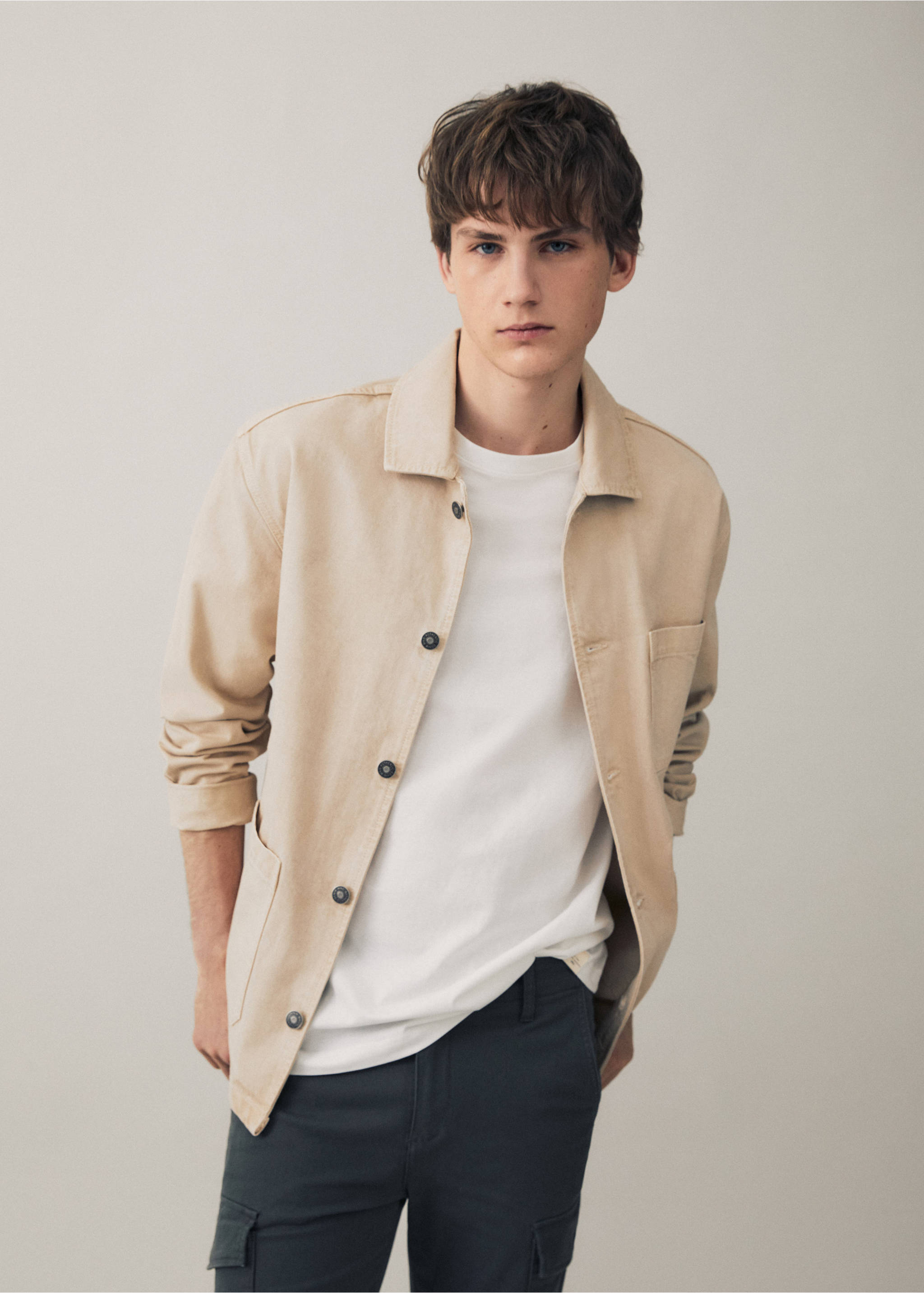 Överskjorta fickor - Detaljer om artikeln 5, Beige. Ref: 67040676-00.