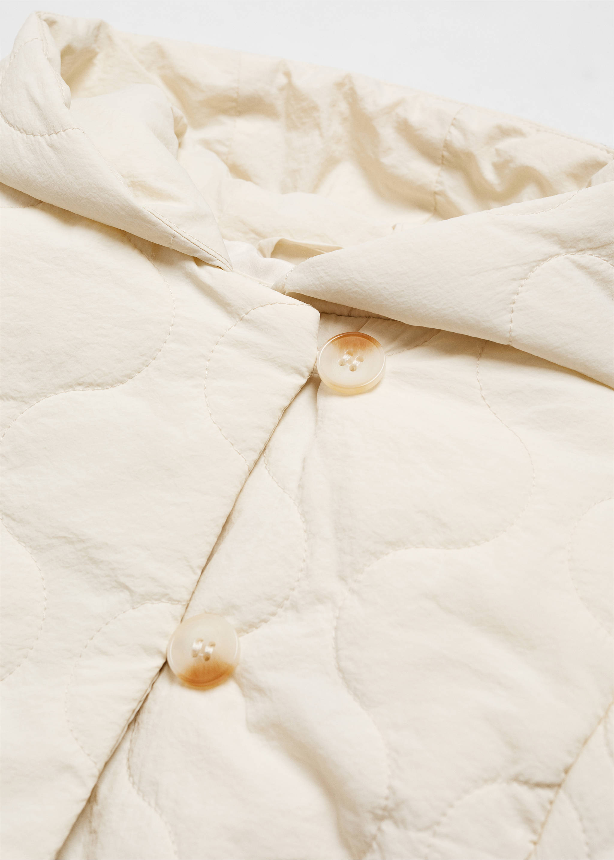 Quilted jacket - Details of the article 8, Ecru. Ref: 67043687-00.