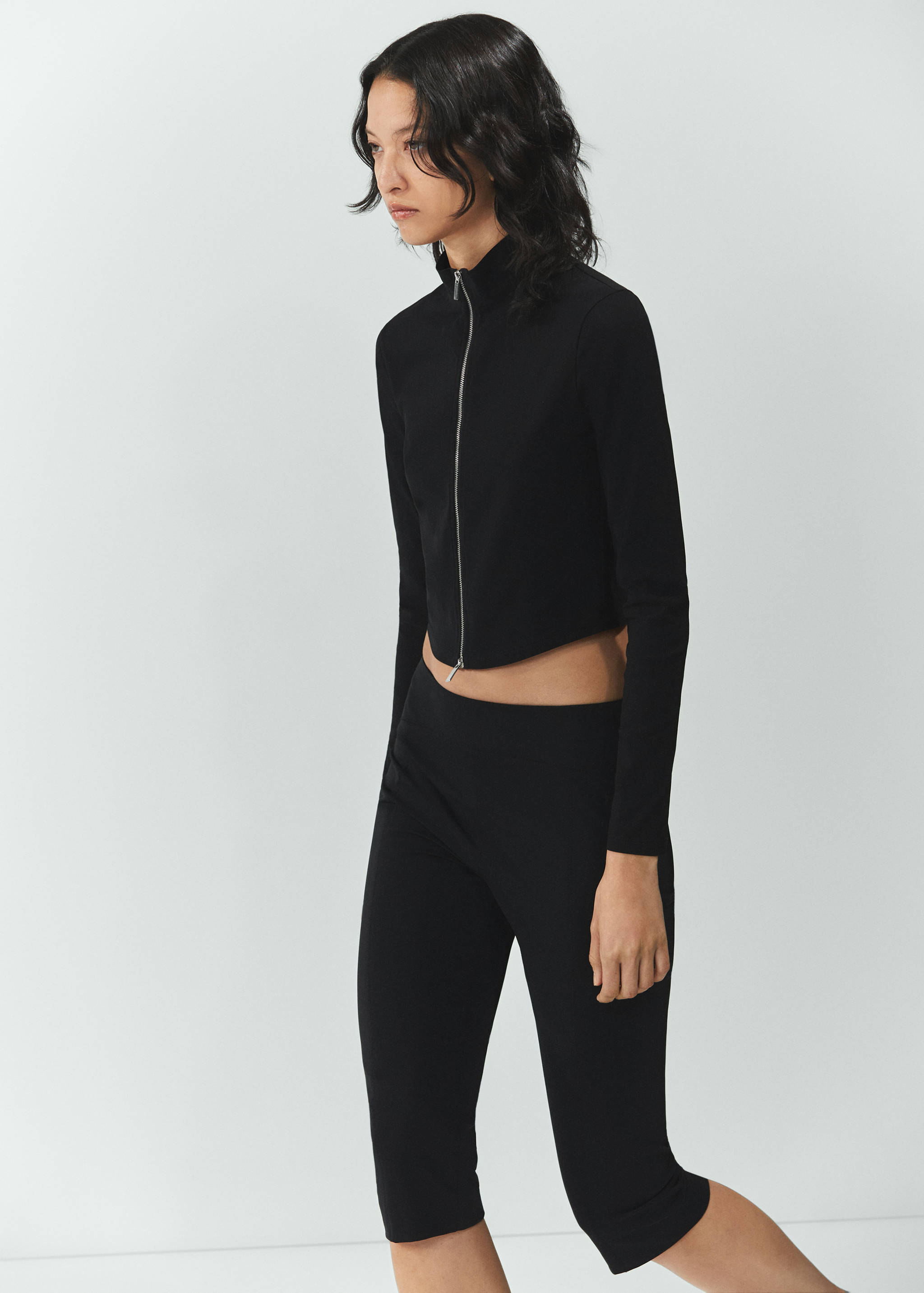 Cropped-Jacke mit Reißverschluss - Mittlere Ansicht