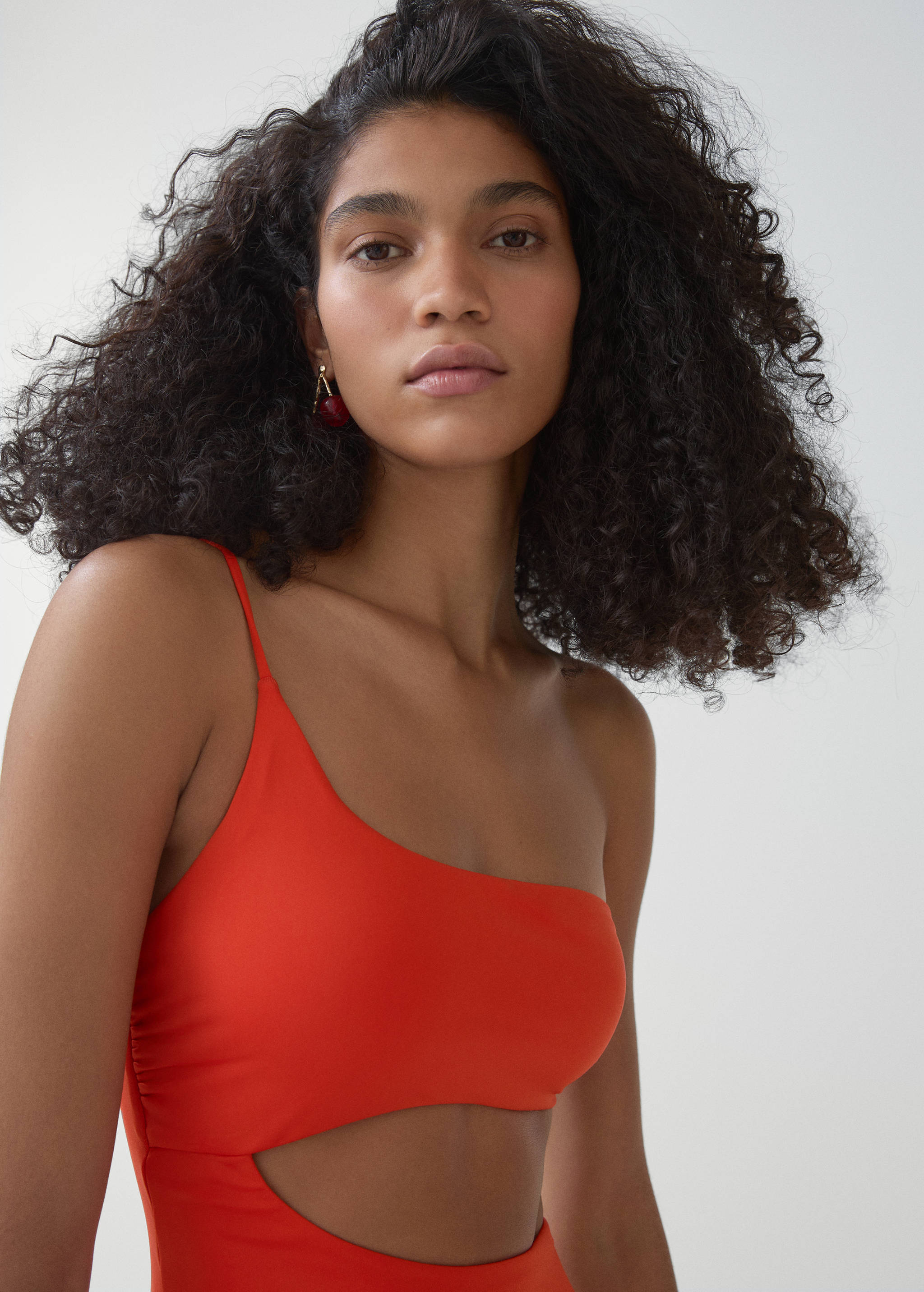 Swimsuit with asymmetrical opening - Details of the article 1