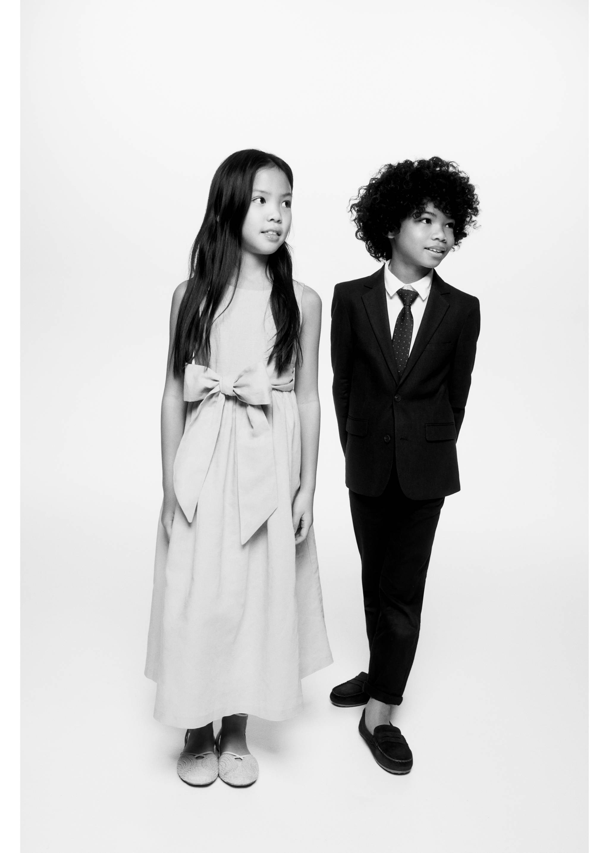 Flacher Riemenschuh - Detail des Artikels 5, Sandfarben. Ref: 67044016-00.