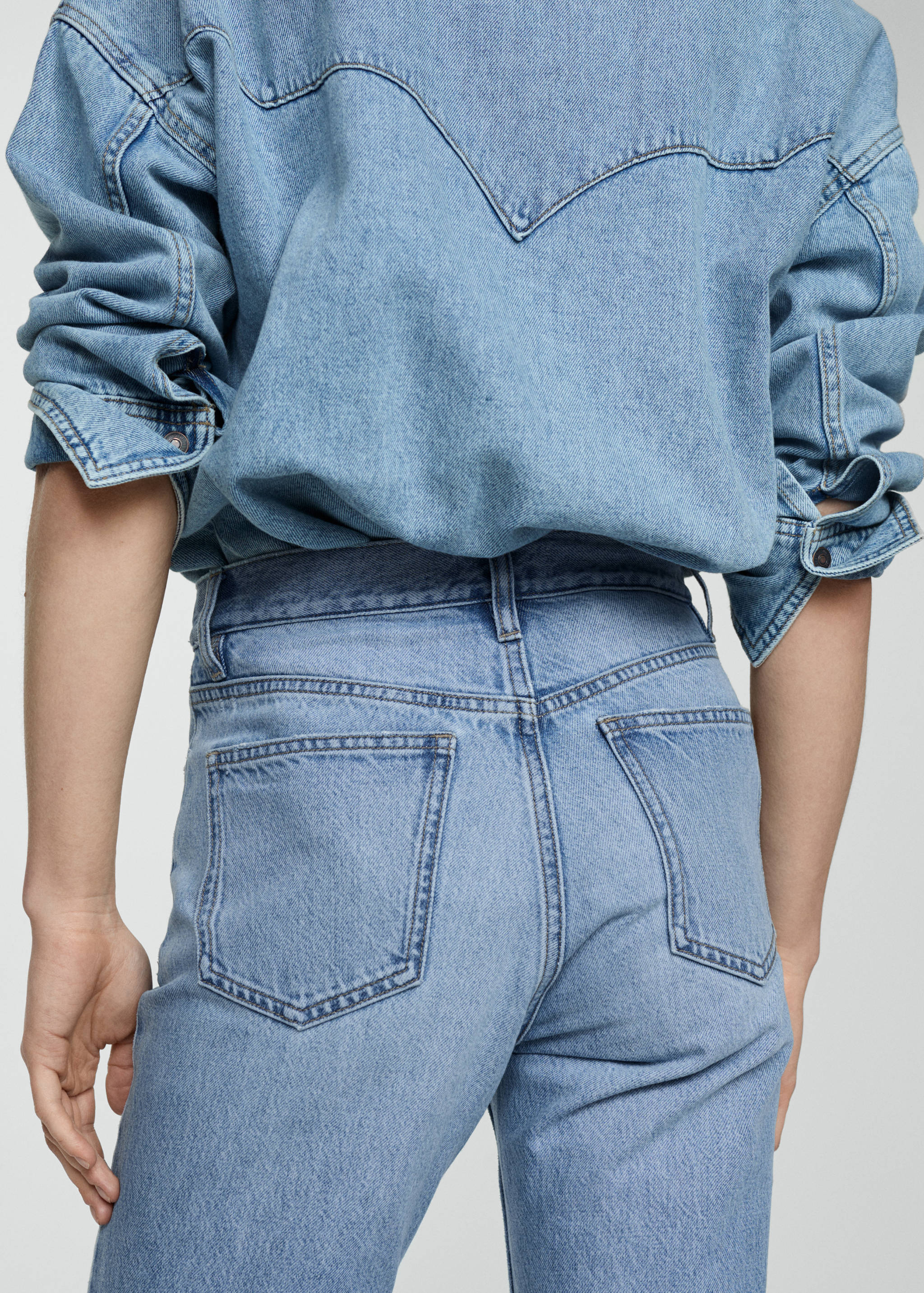 Mid-rise straight jeans - Details of the article 4