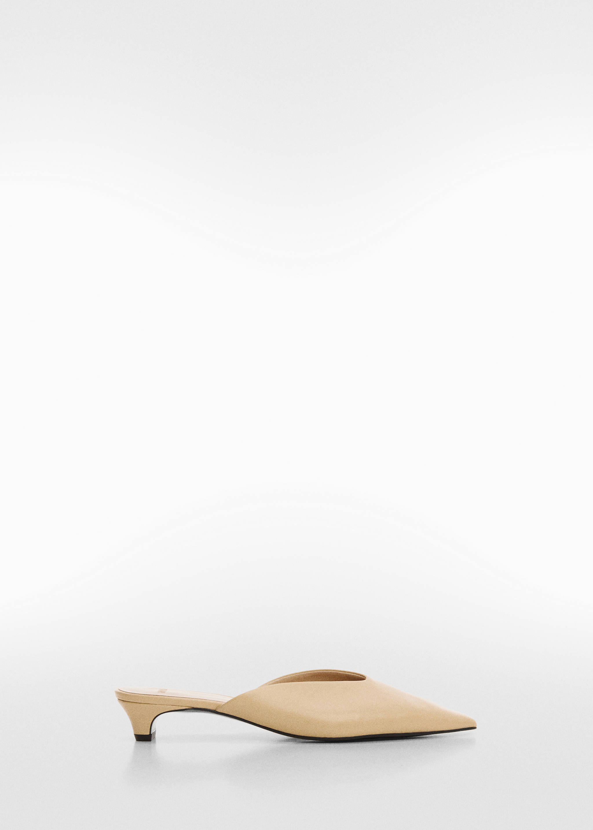 Pointed toe leather shoes - Article without model