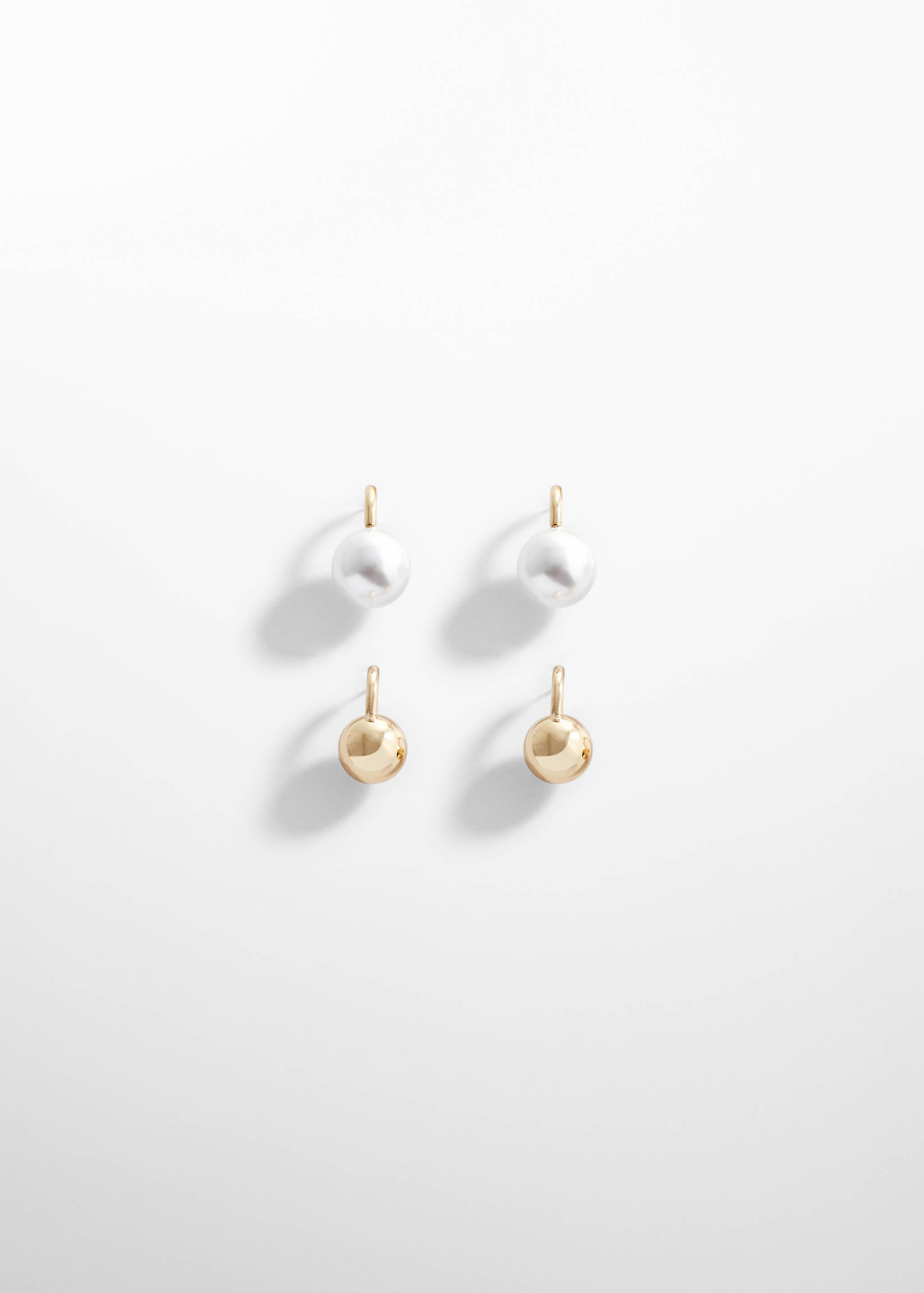 Set pendientes combinados - Artículo sin modelo