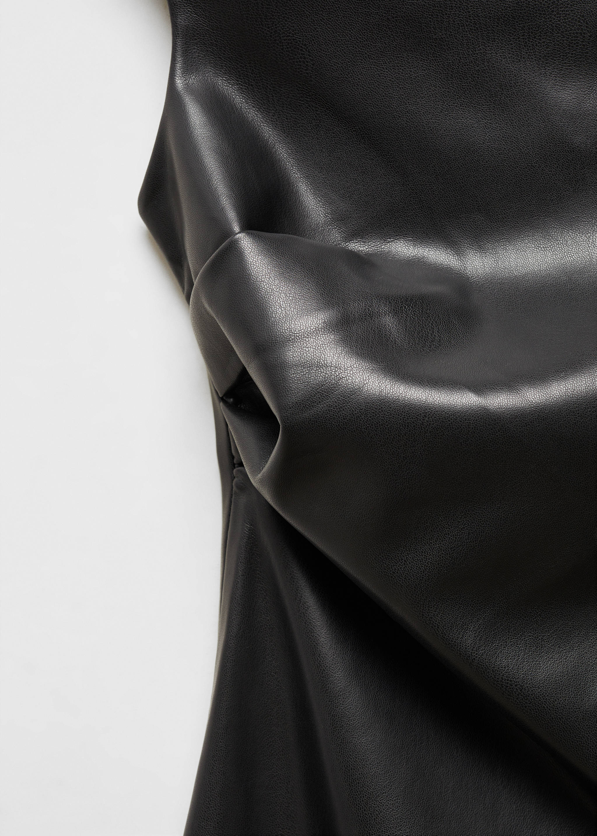 Vestido corto efecto piel - Detalle del artículo 8