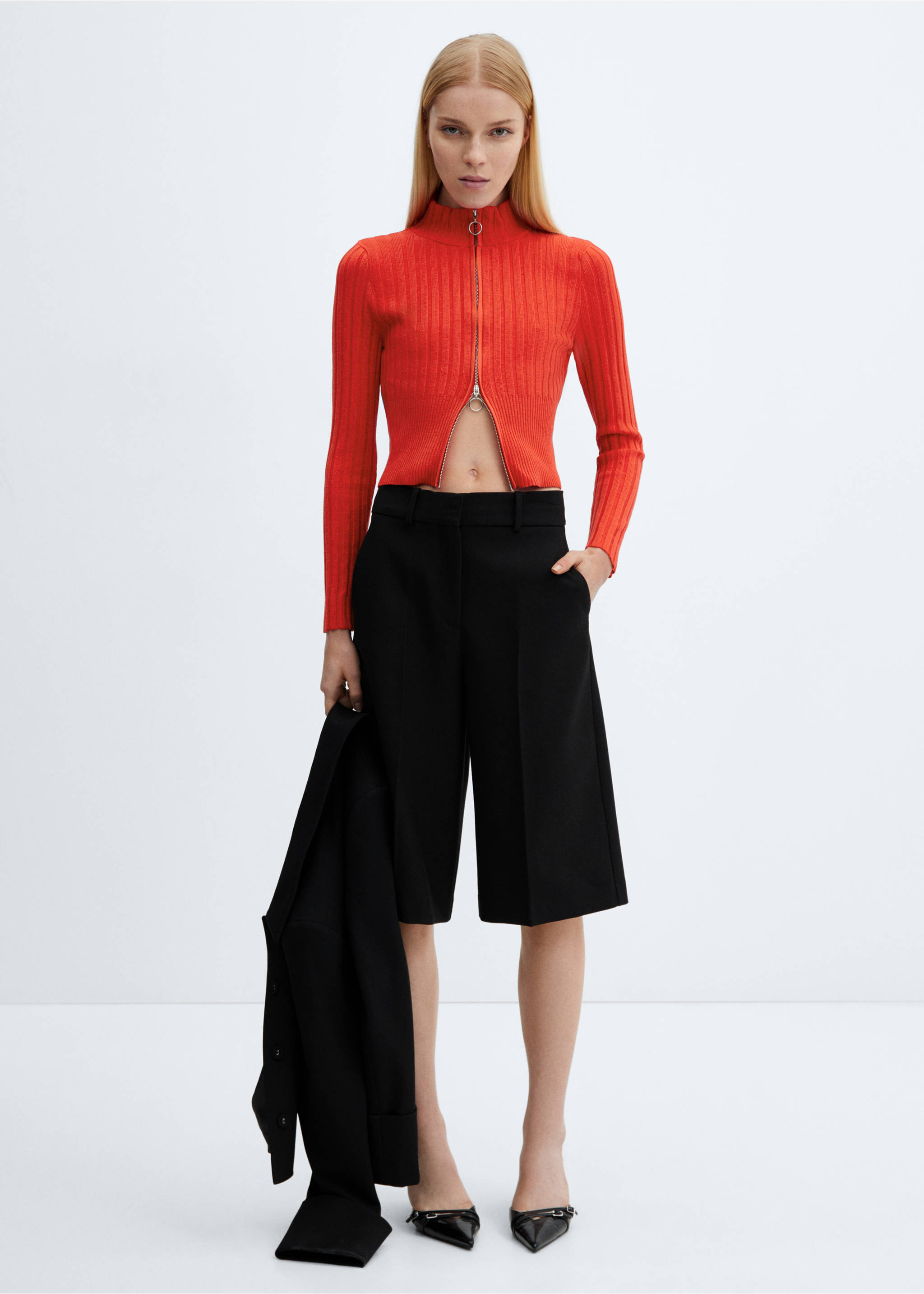 Crop-Cardigan mit Reißverschluss - Allgemeine Ansicht, Rot. Ref: 67044063-00.