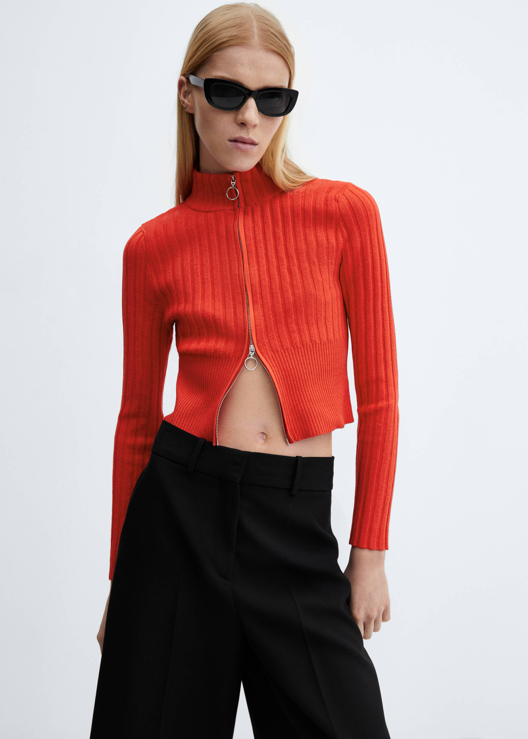 Crop-Cardigan mit Reißverschluss - Mittlere Ansicht