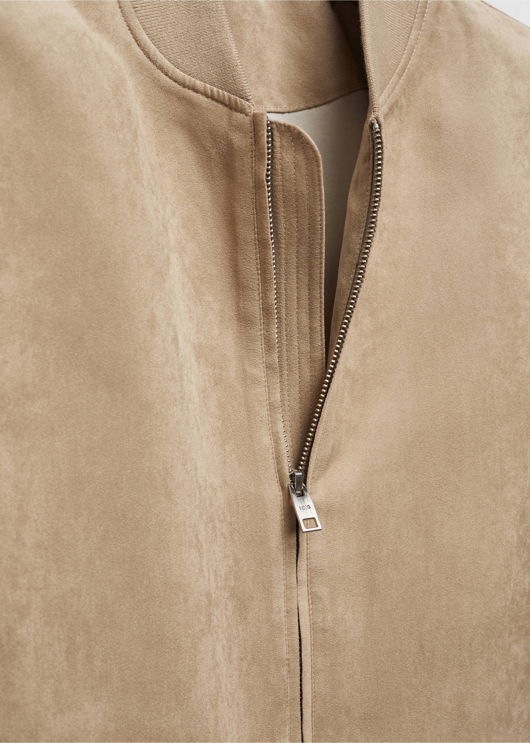 Blouson bomber imitation daim - Détail de l'article 8, Sable. Ref: 67044439-00.