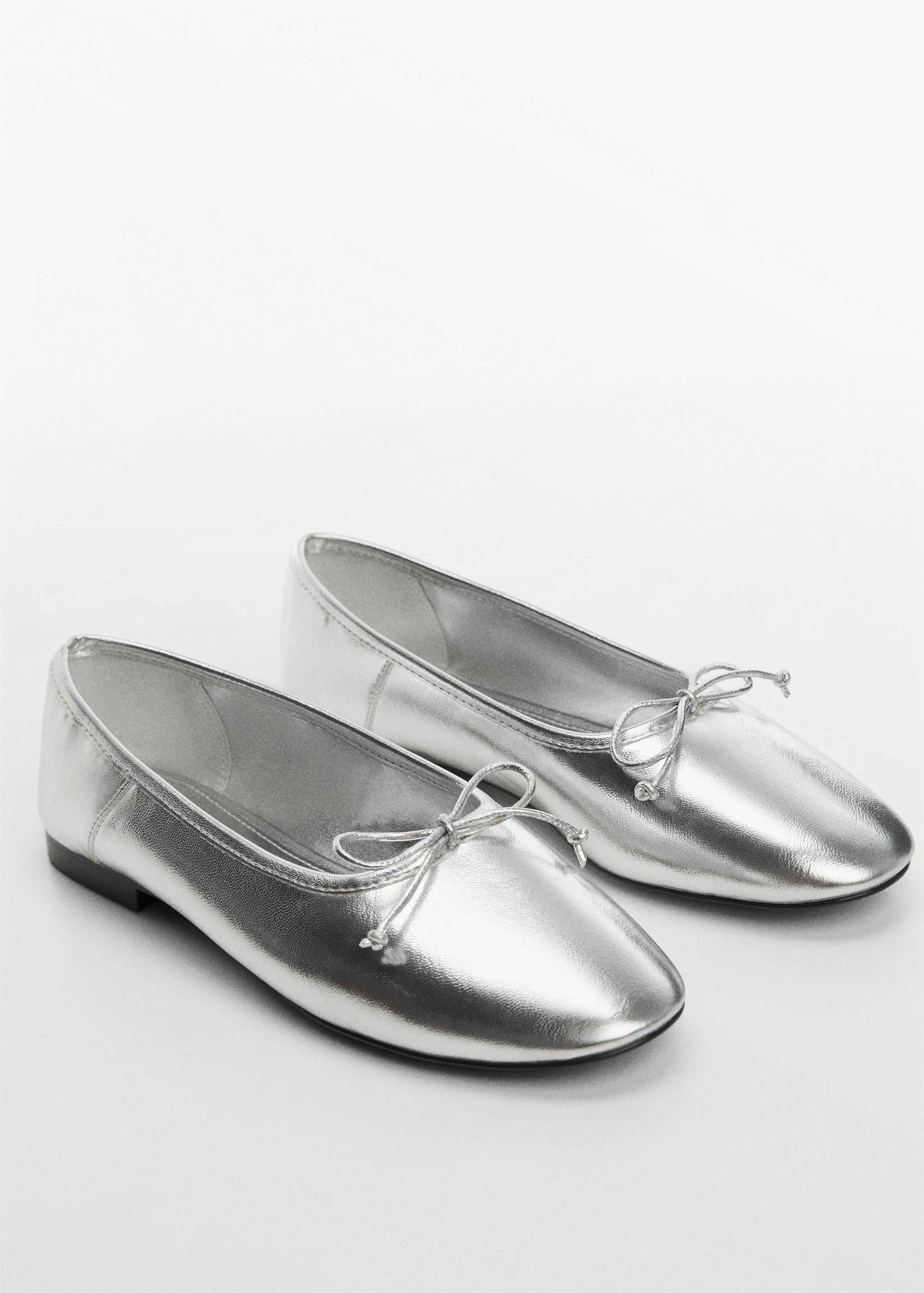 Ballerinas mit Metallic-Effekt - Mittlere Ansicht