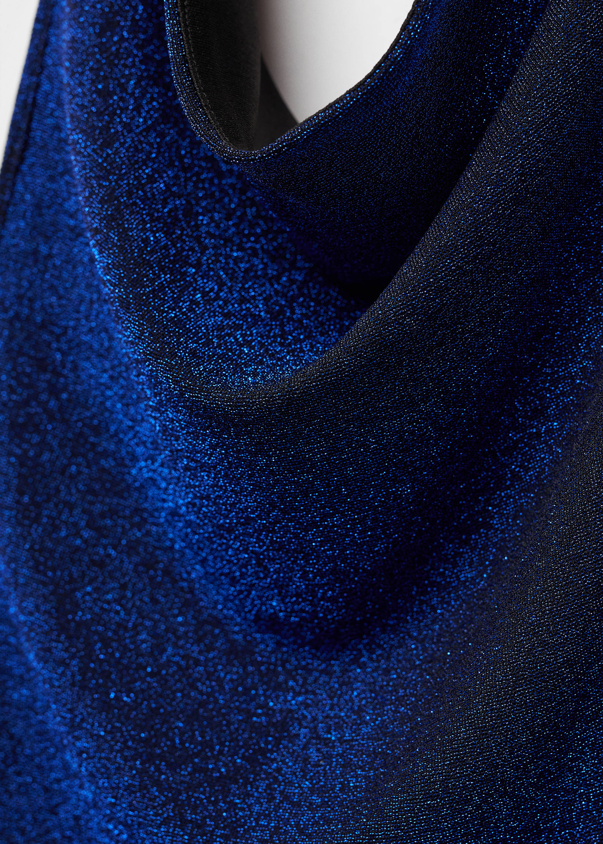 Metallic halter top - Details of the article 8