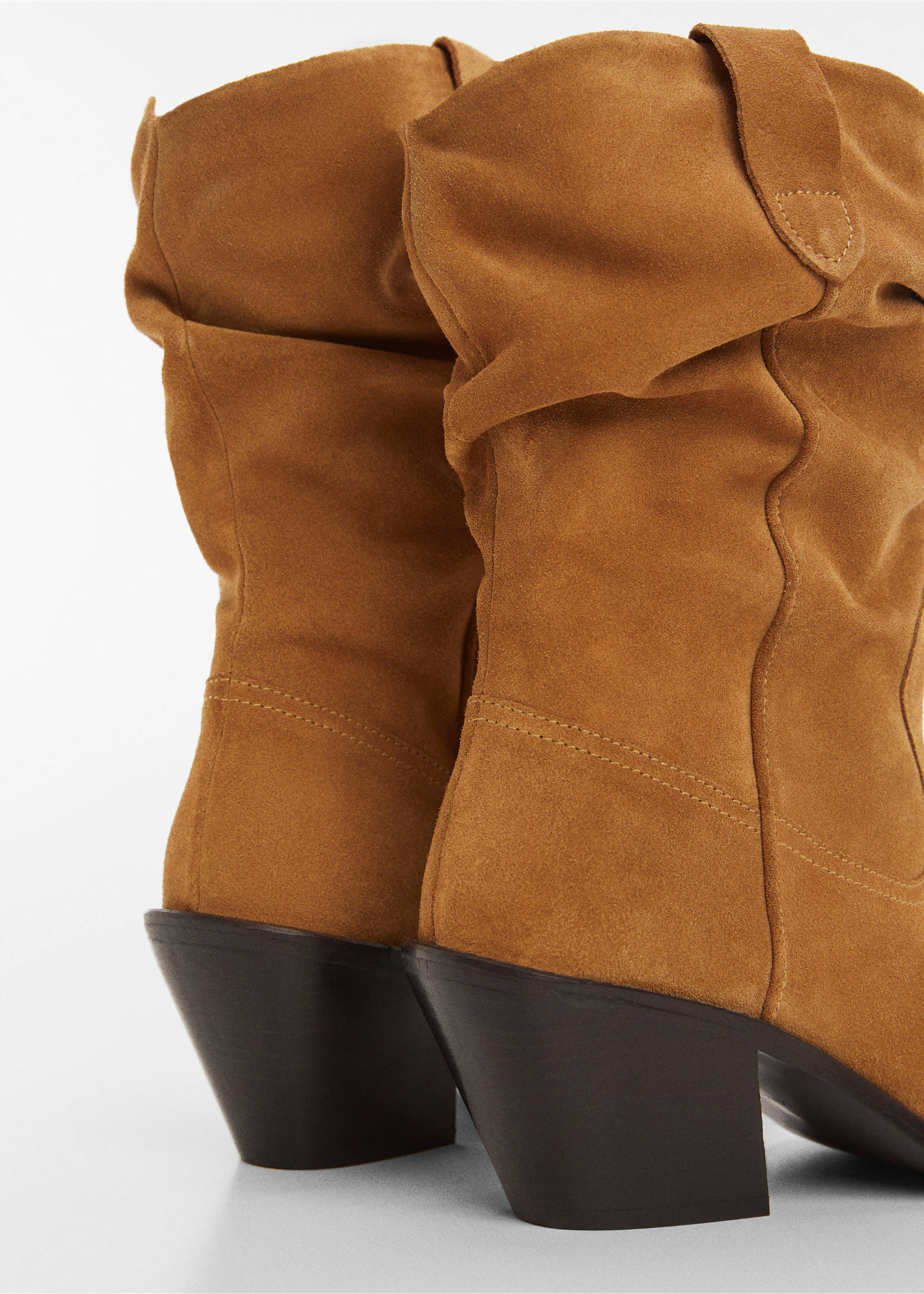 Suede leather ankle boots - Details of the article 1, Medium Brown. Ref: 67044477-00.