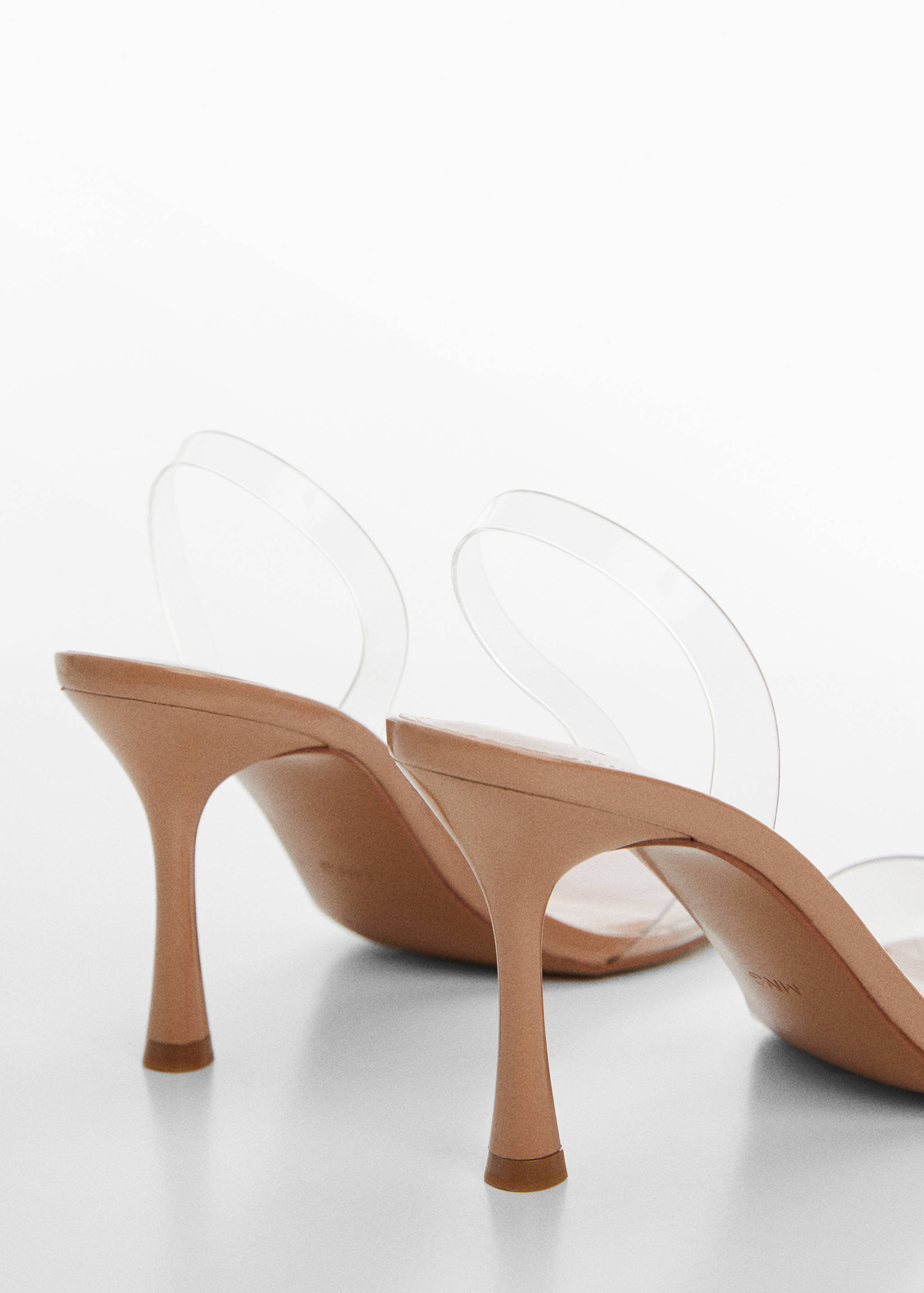 Sandały winylowe na obcasie - Szczegóły artykułu 1