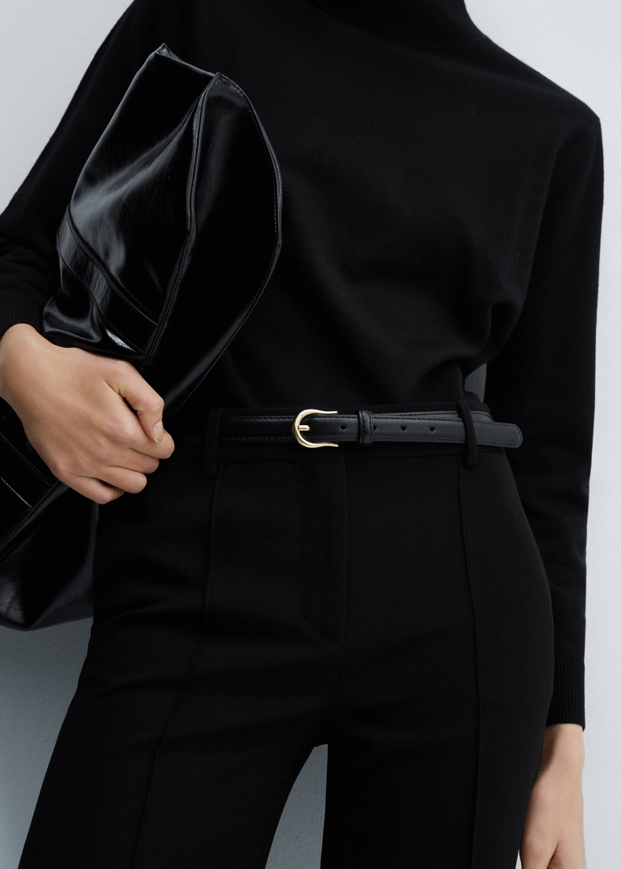 Mid-rise flare pants - Details of the article 6