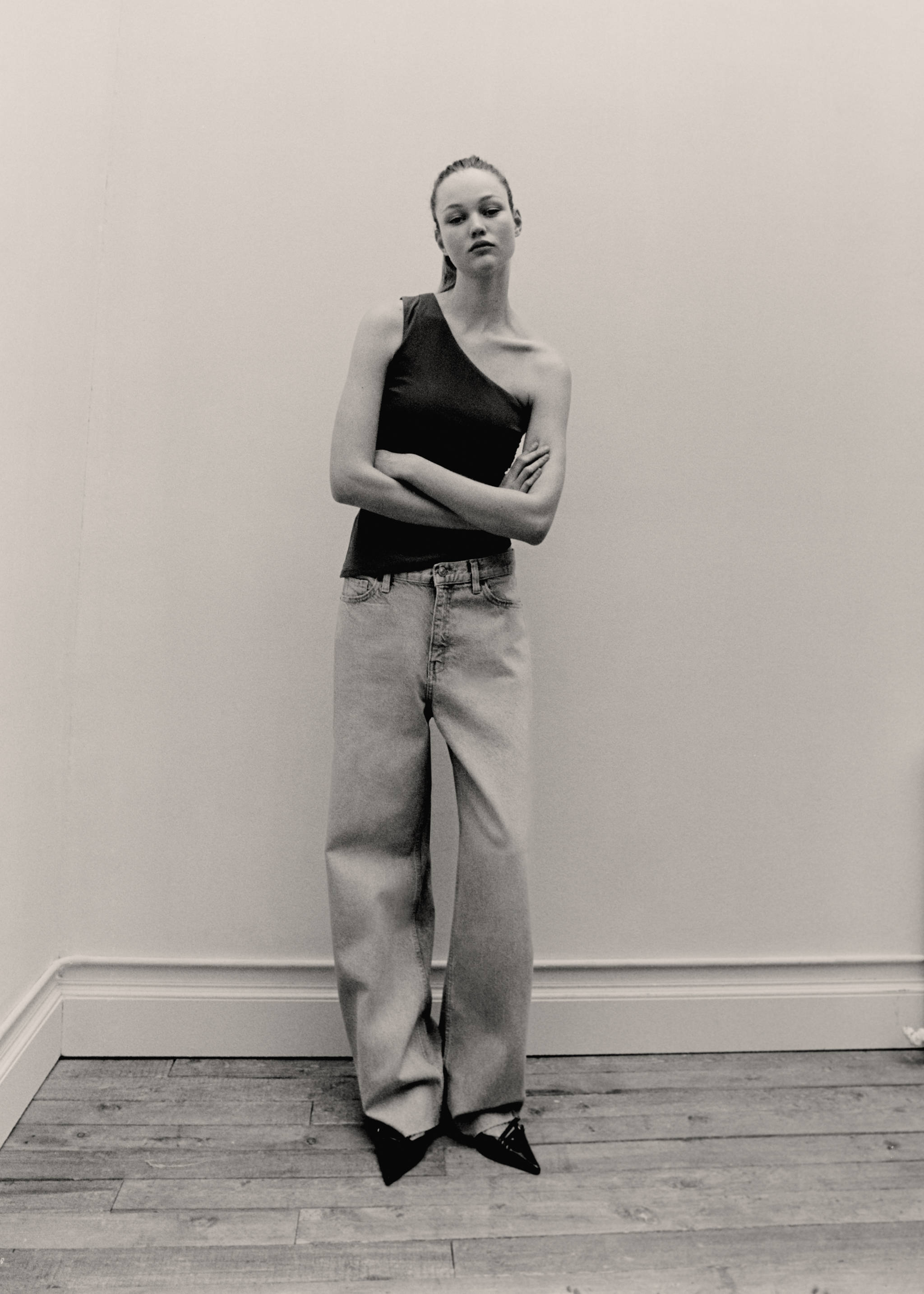 High-waisted wideleg jeans - Details of the article 7