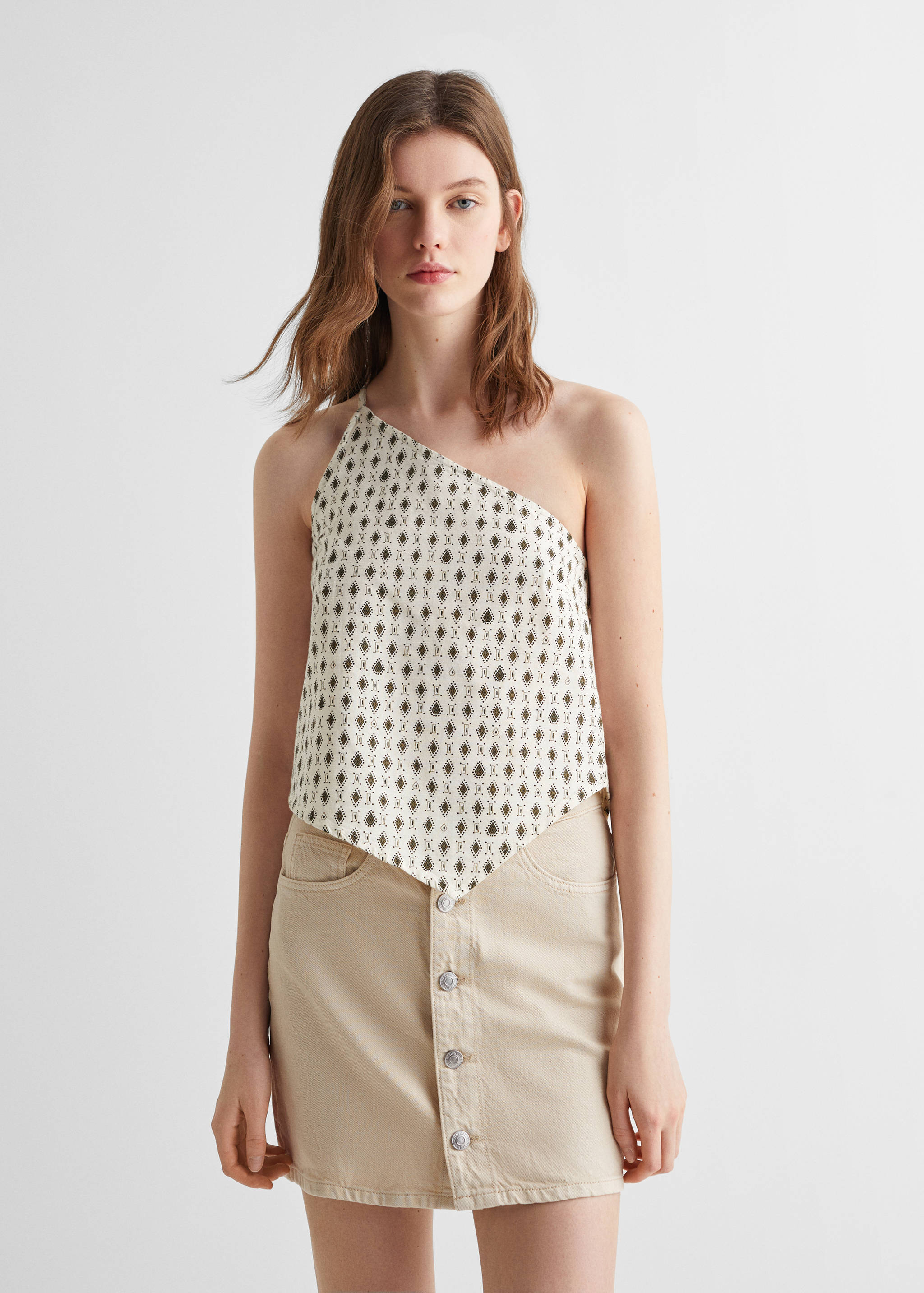 Top asimétrico estampado - Plano medio