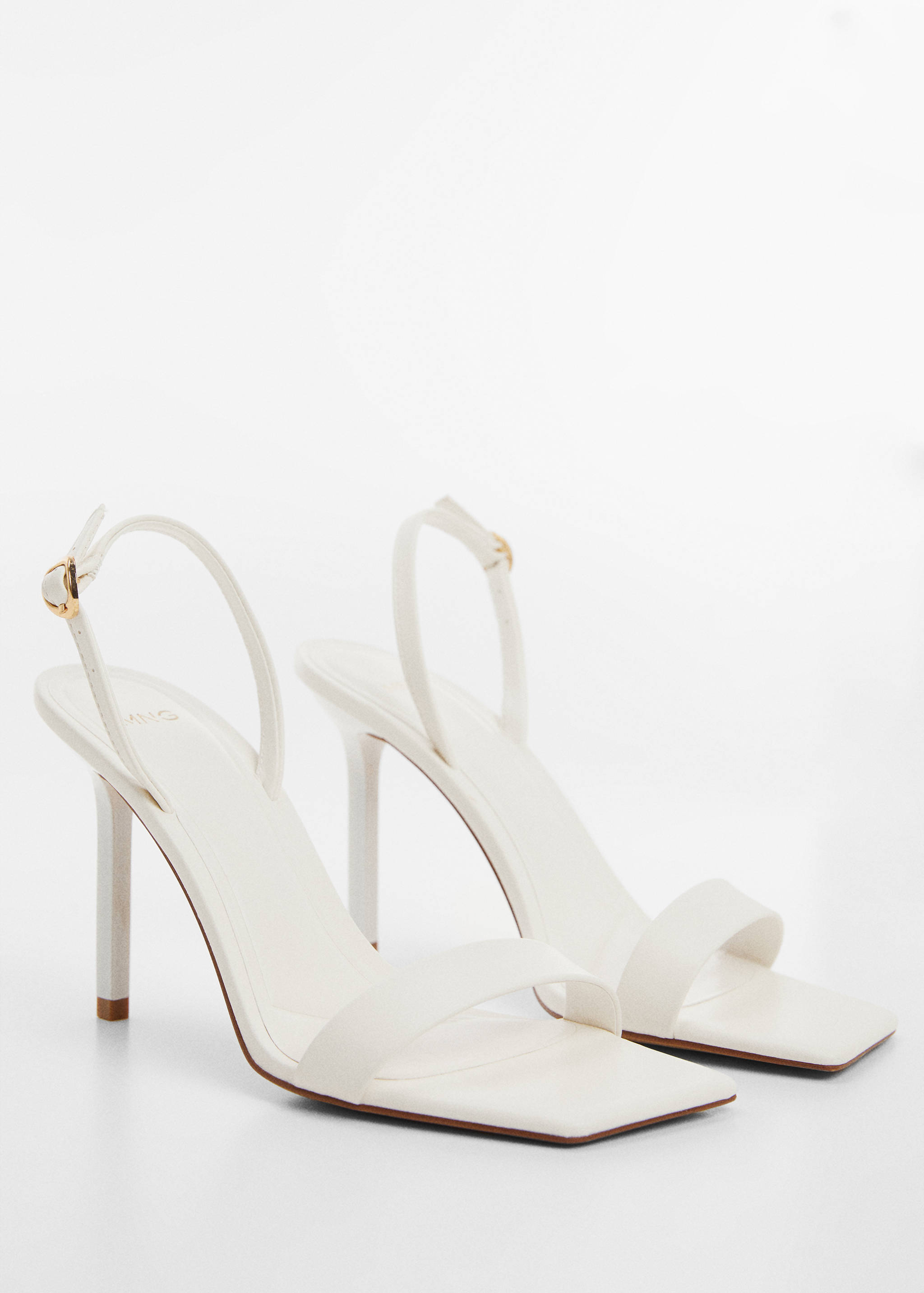 Riemensandale mit Absatz - Mittlere Ansicht