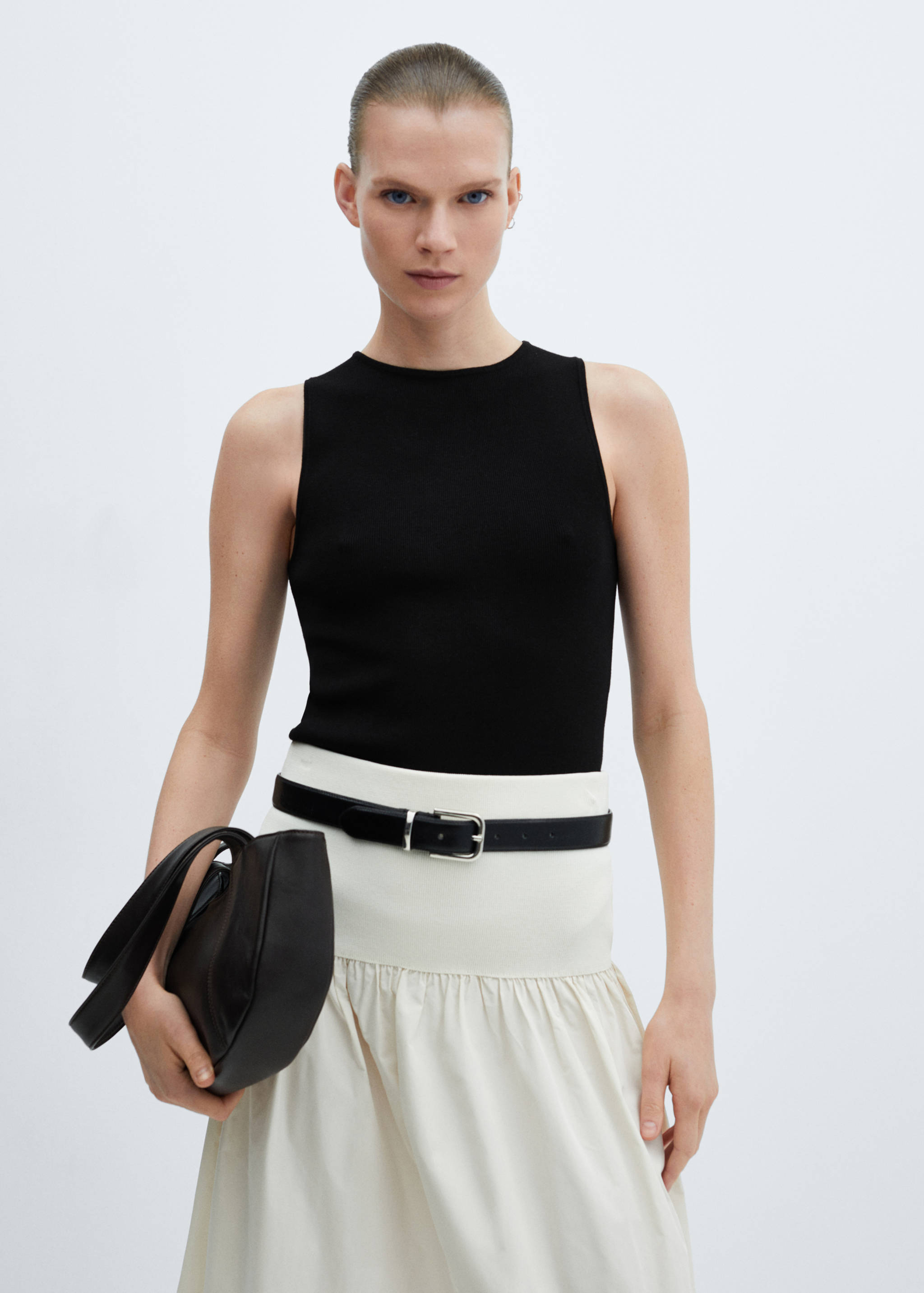 Knitted top with wide straps - Medium plane
