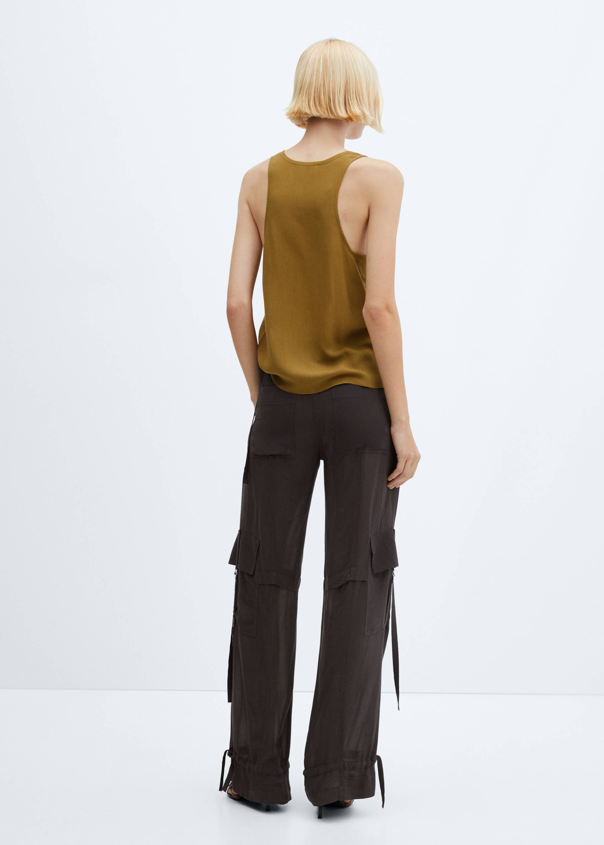 Top fluido botões - Verso do artigo