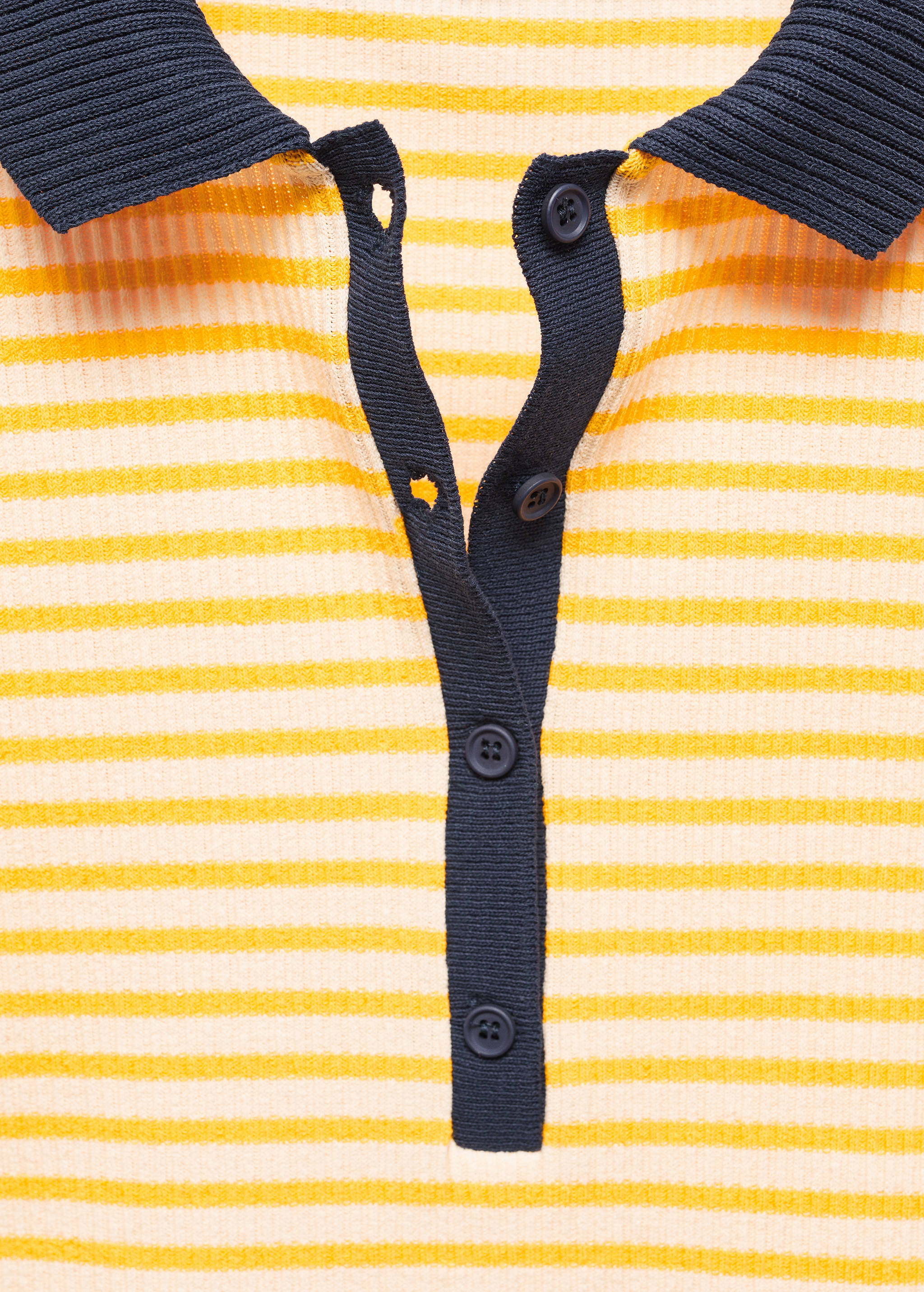 Short-sleeved striped polo shirt - Details of the article 8