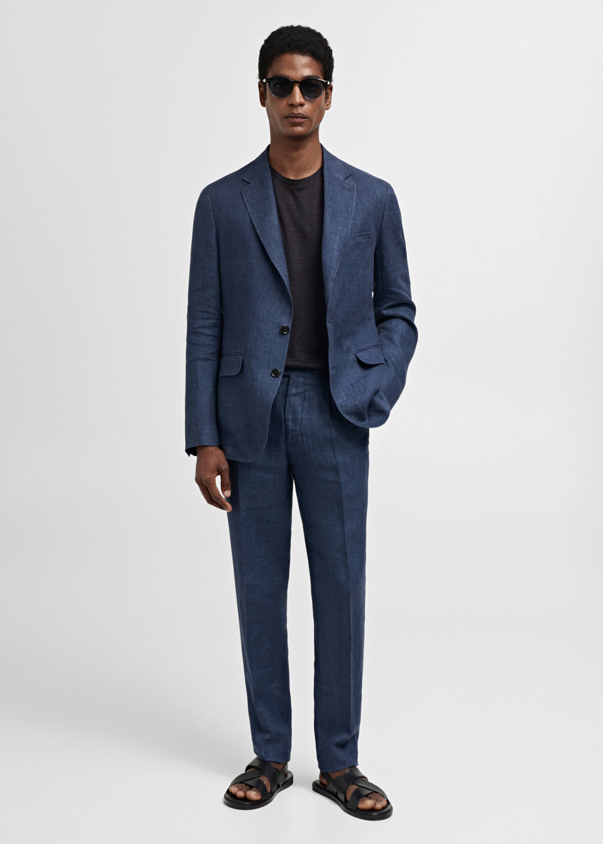 Slim-fit suit pants in 100% herringbone linen - General plane