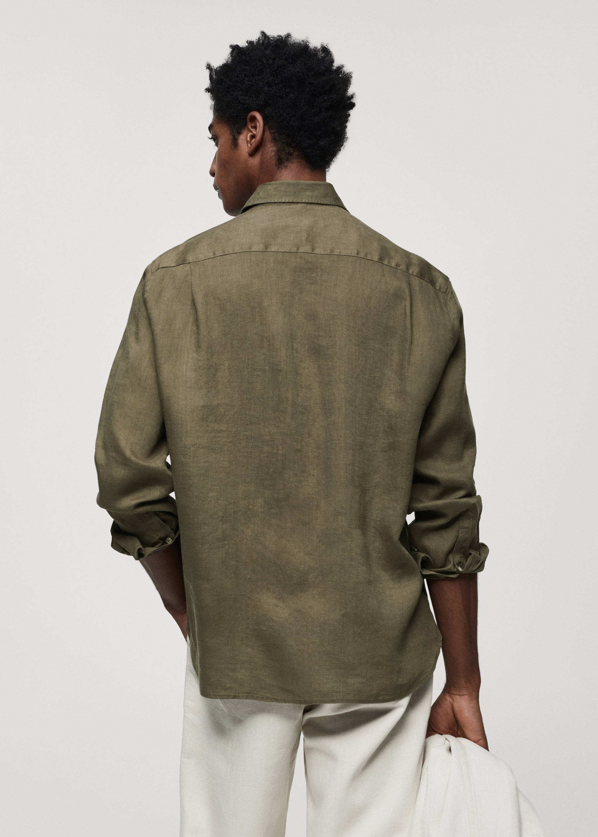 Classic fit 100% linen shirt - Reverse of the article