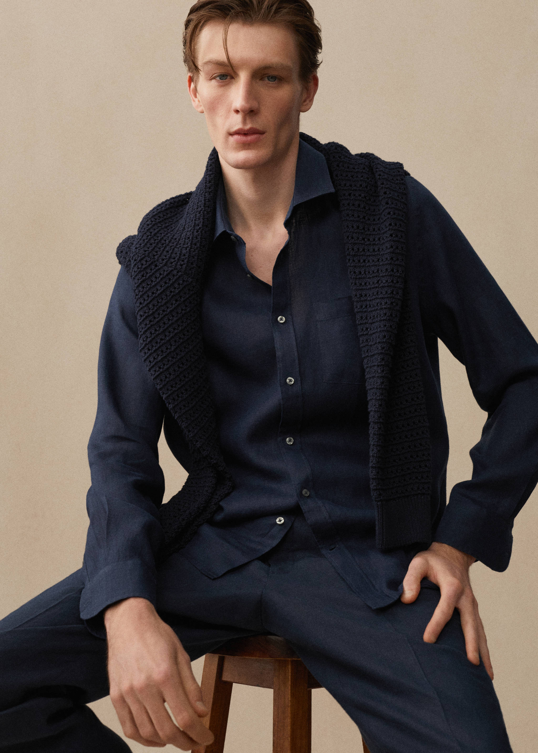 Classic fit 100% linen shirt - Details of the article 5