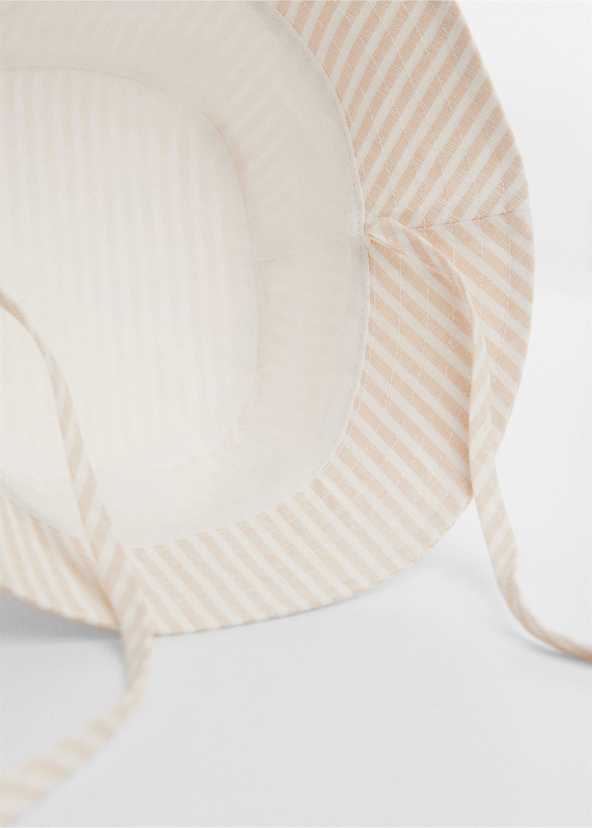 Striped bucket hat - Details of the article 1