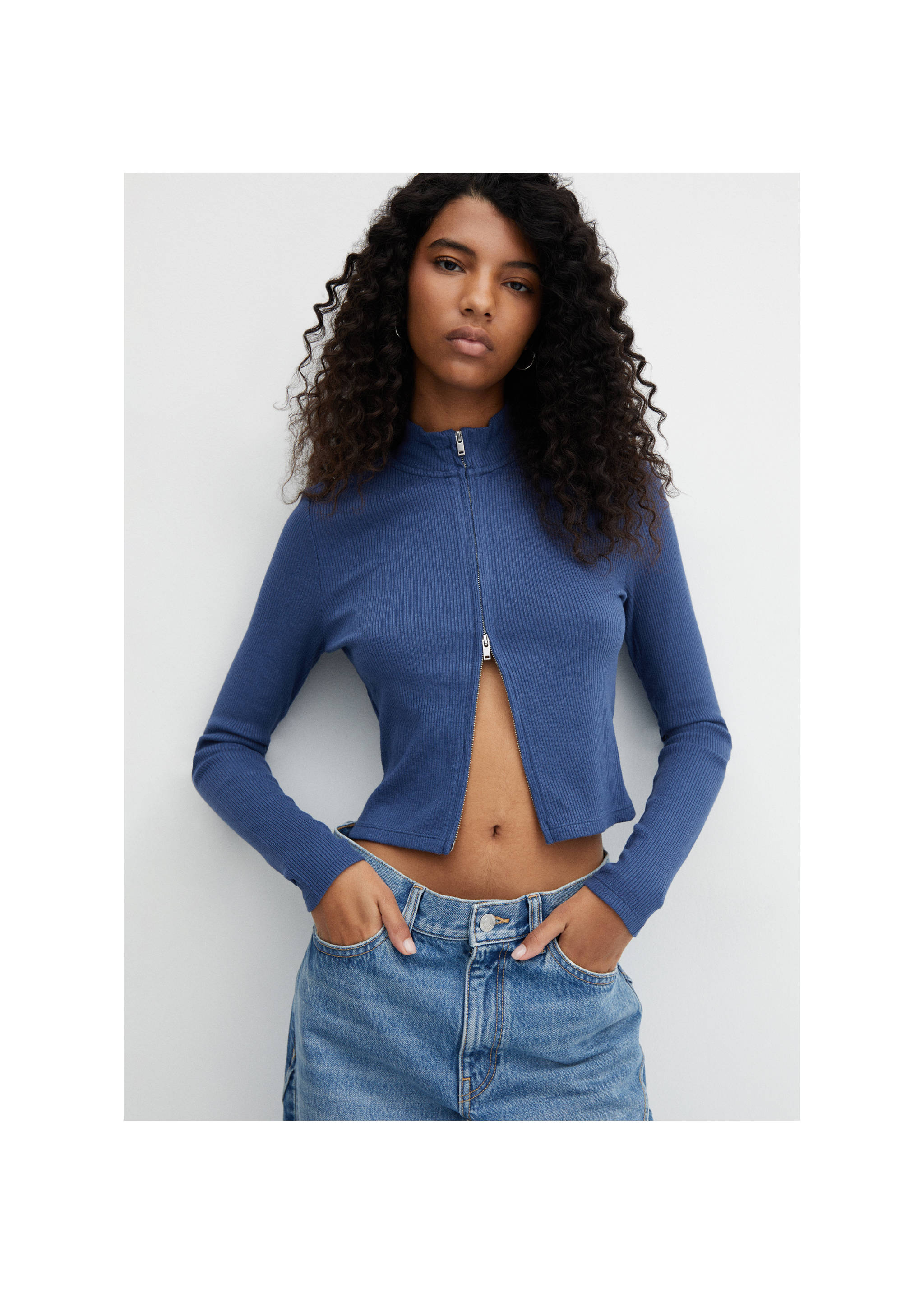 Cardigan mit halbhohem Kragen und Reißverschluss - Mittlere Ansicht, Blau. Ref: 67046030-00.