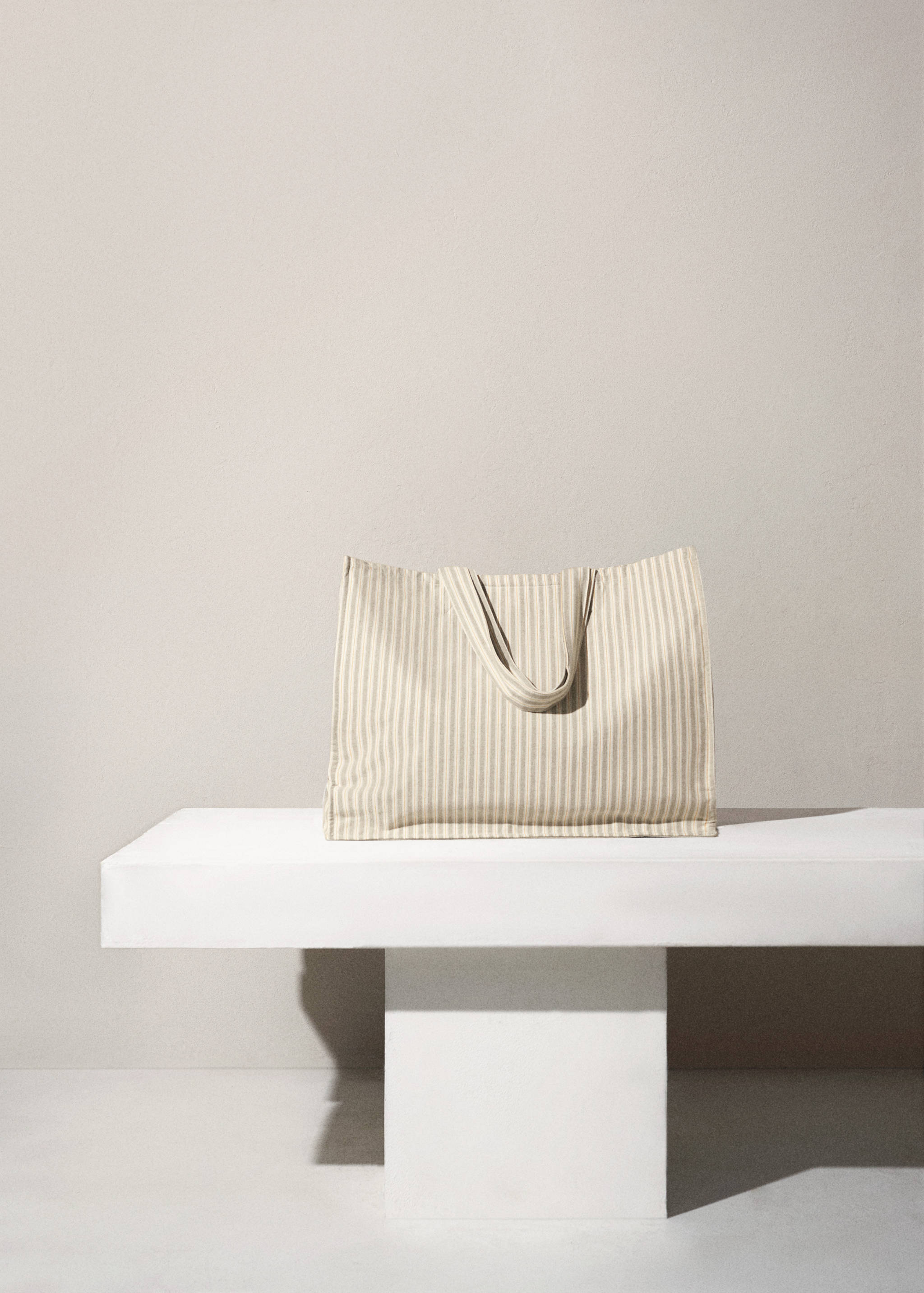 Striped cotton tote bag - General plane