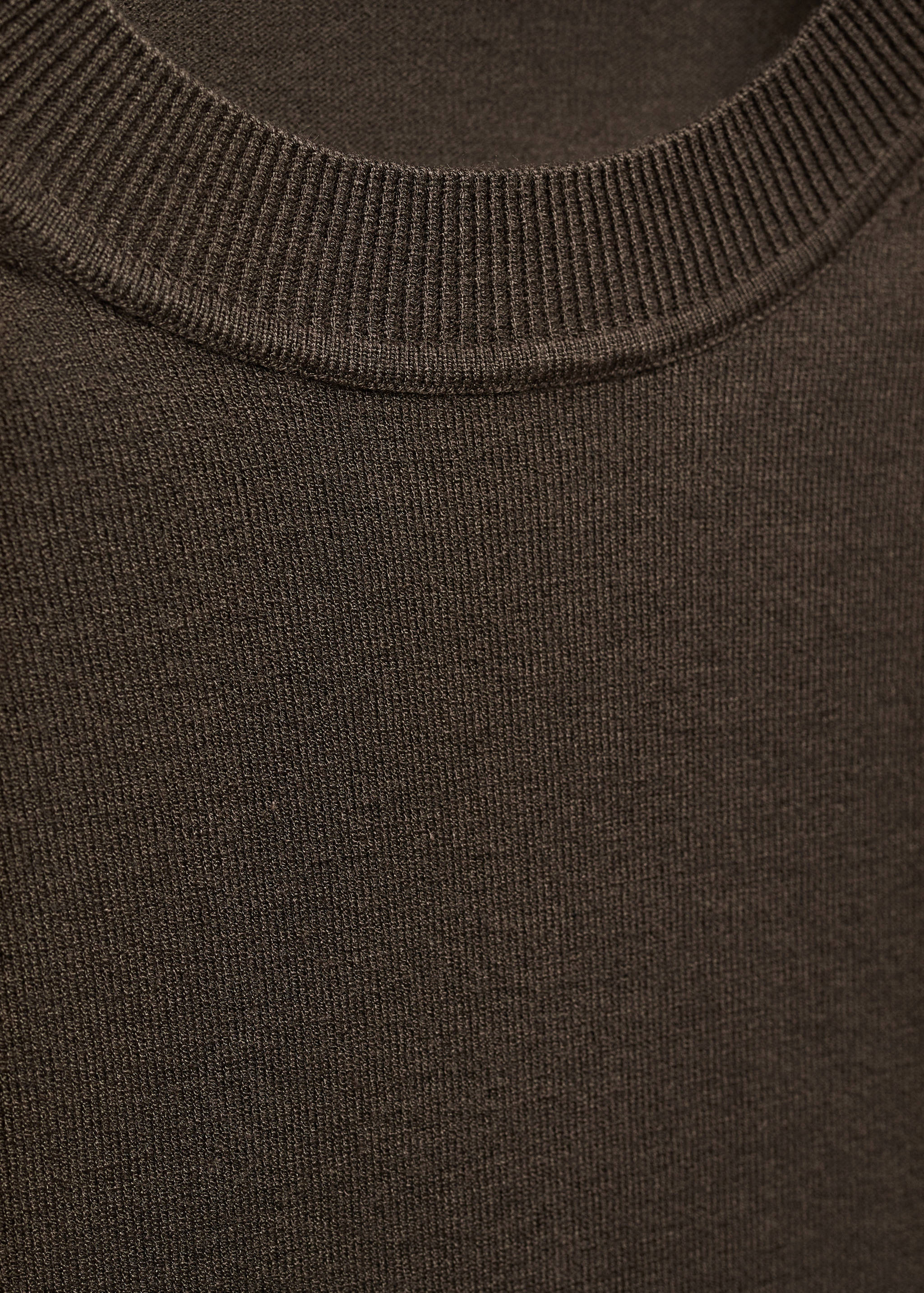 T-shirt en maille fine - Détail de l'article 8