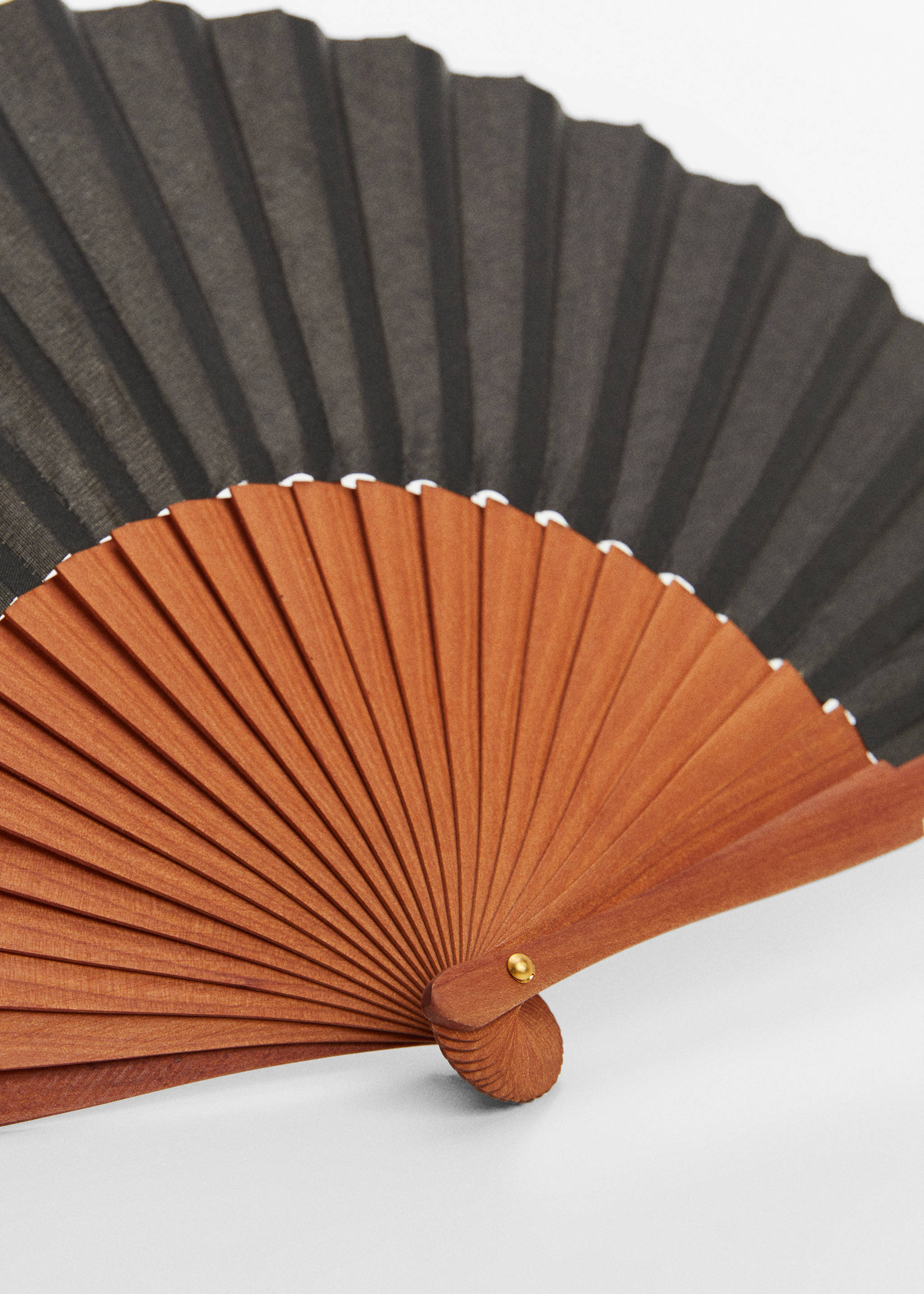 Fächer aus Holz - Mittlere Ansicht