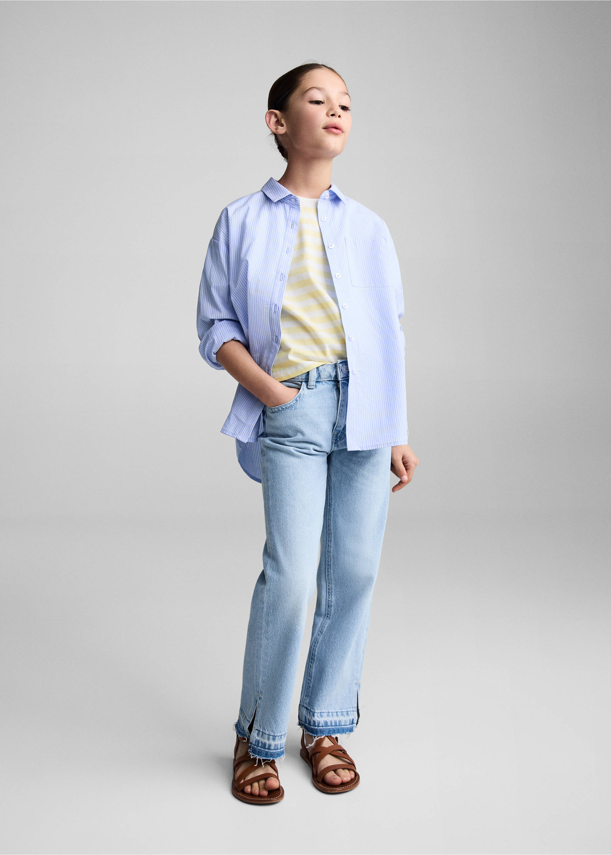 Stripet t-skjorte i bomull - Total bildeutsnitt, Gul. Ref: 67046323-00.