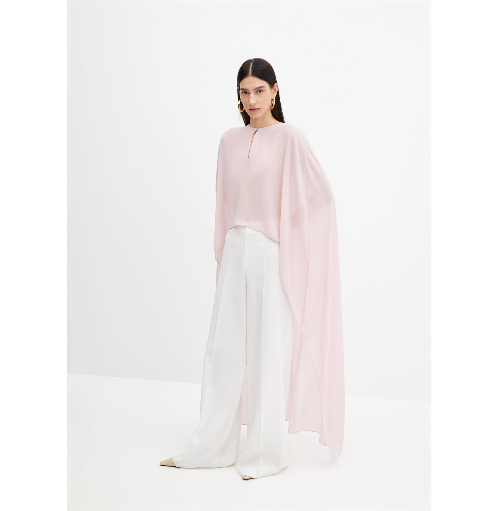 Cape semi-transparente asymétrique - Détail de l'article 2