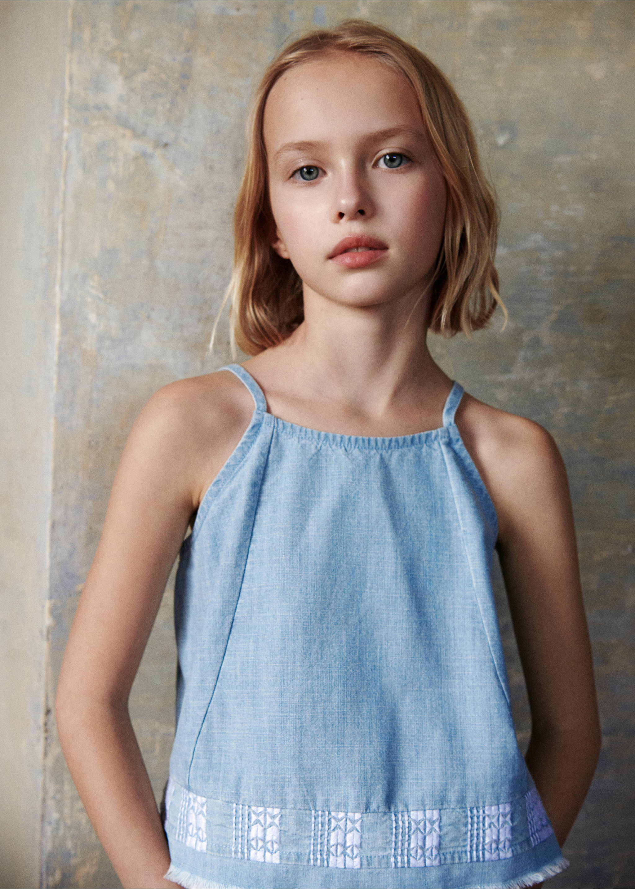 Embroidered fringed top - Details of the article 6, Medium Blue. Ref: 67047116-00.