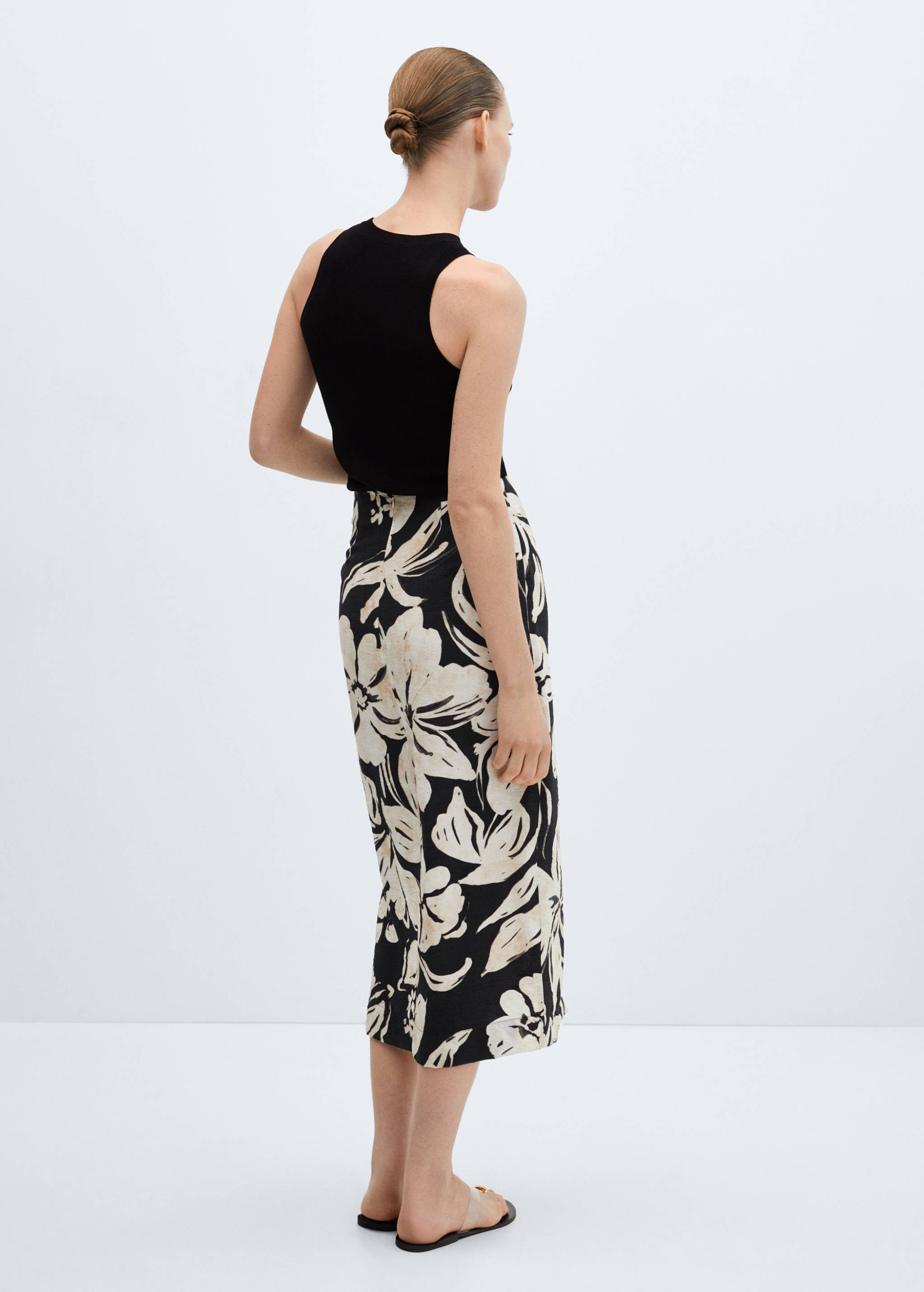 Floral-print wrap skirt - Reverse of the article