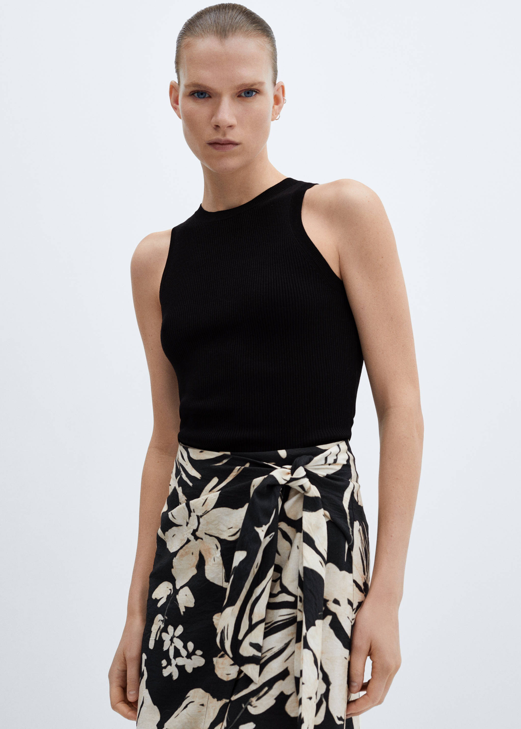 Floral-print wrap skirt - Details of the article 1