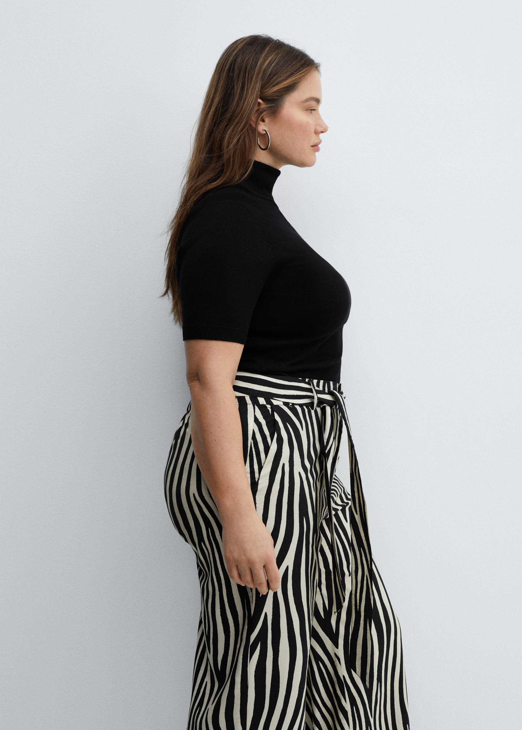 Calças estampadas com laço - Pormenor do artigo 4