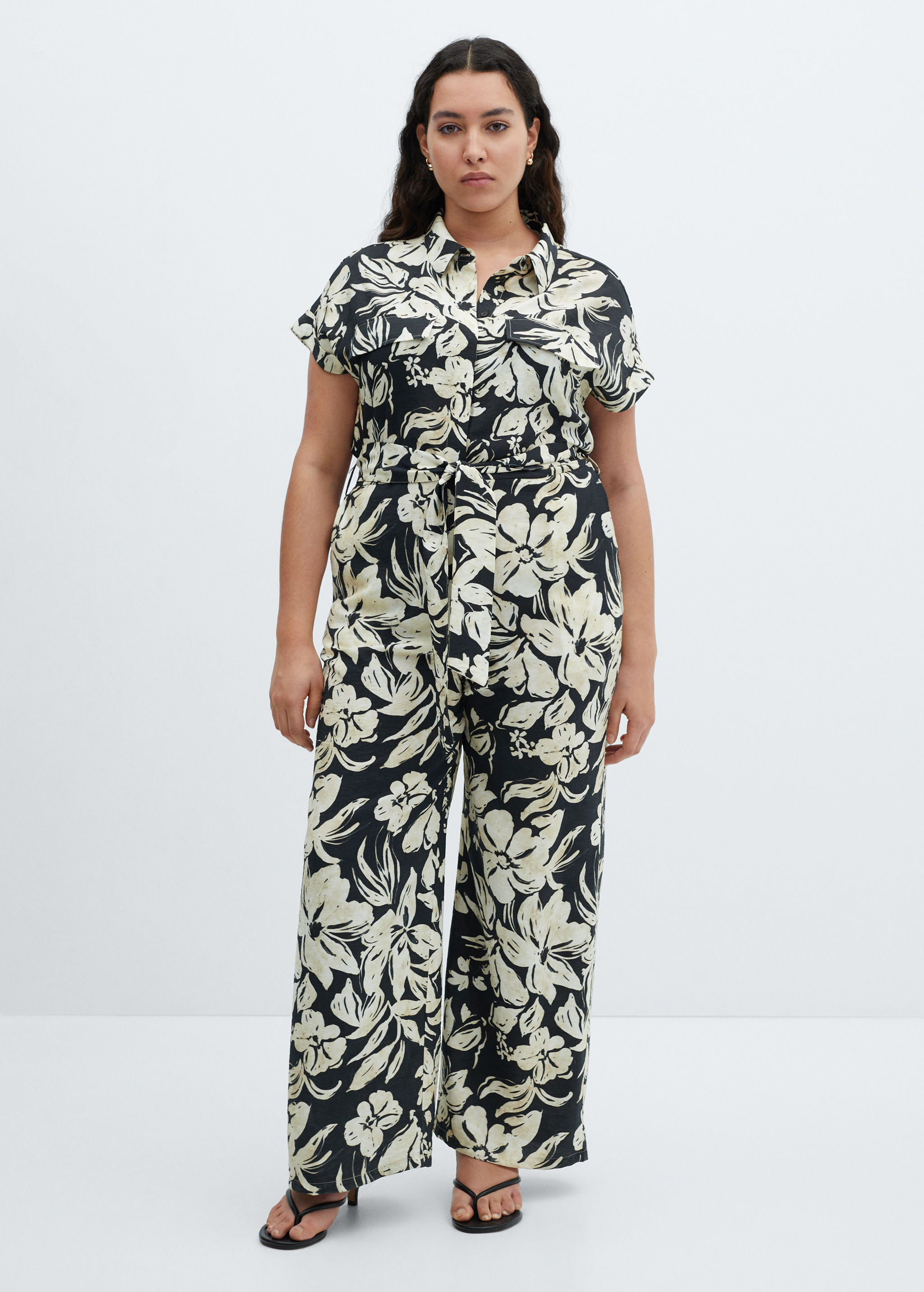 Floral print jumpsuit - Details of the article 3