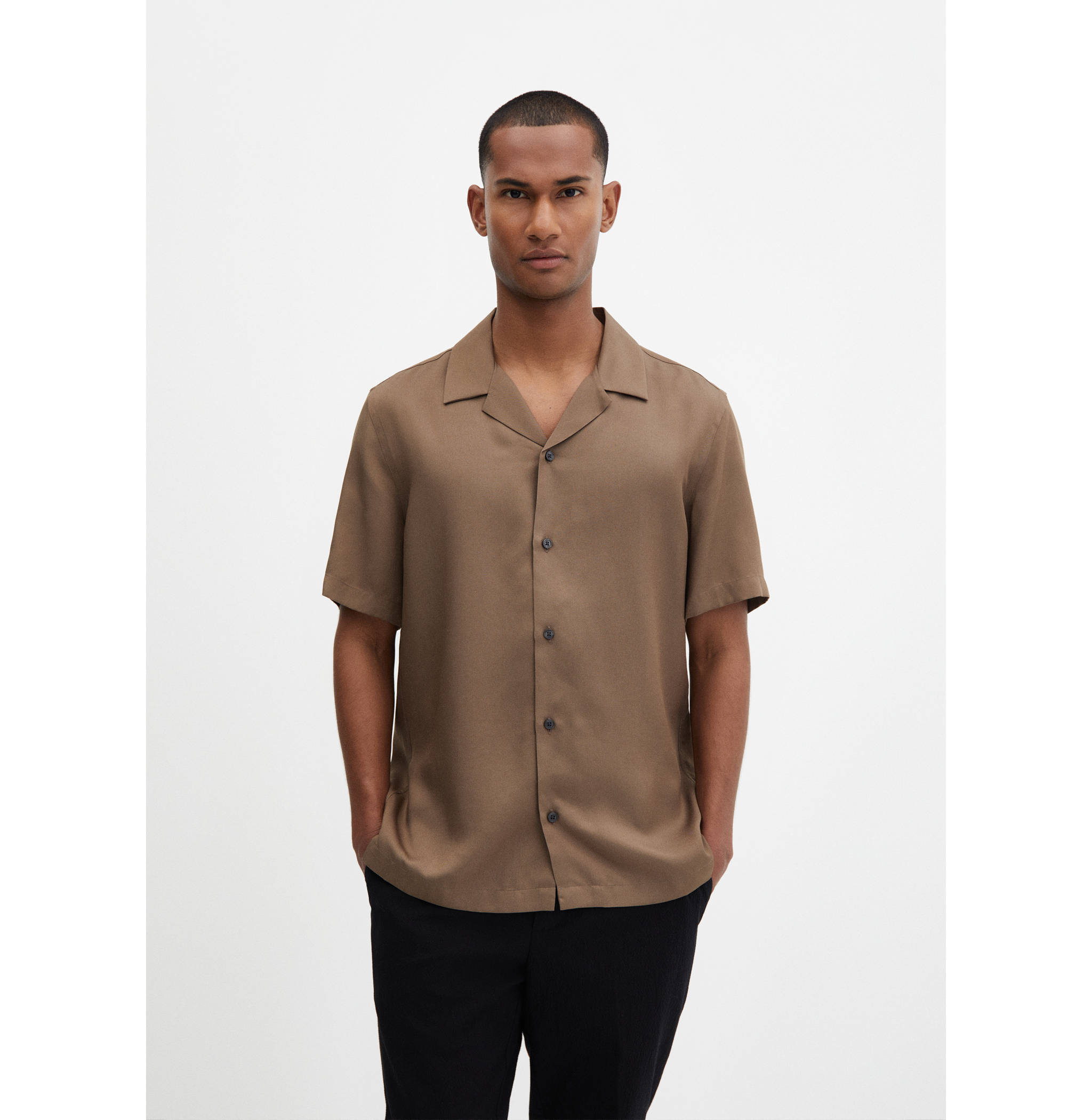 Regular-fit shirt with bowling collar - Medium plane