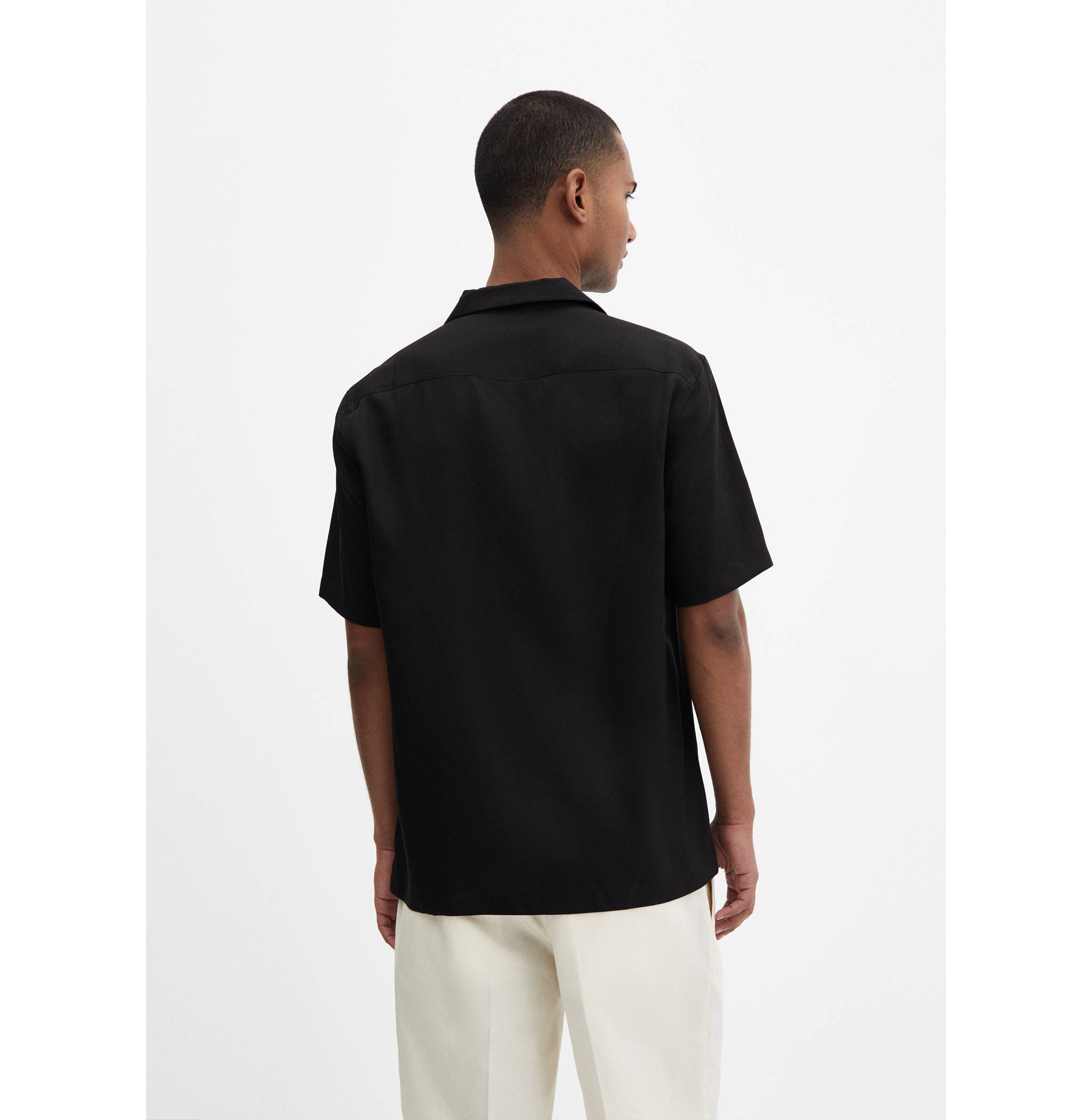Regular-fit shirt with bowling collar - Reverse of the article