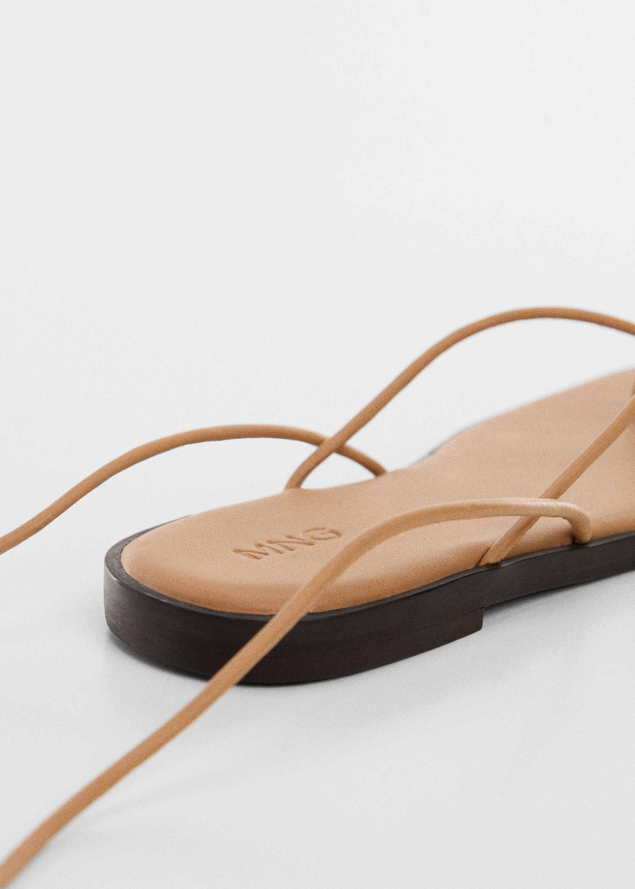 Leather straps sandals - Details of the article 1