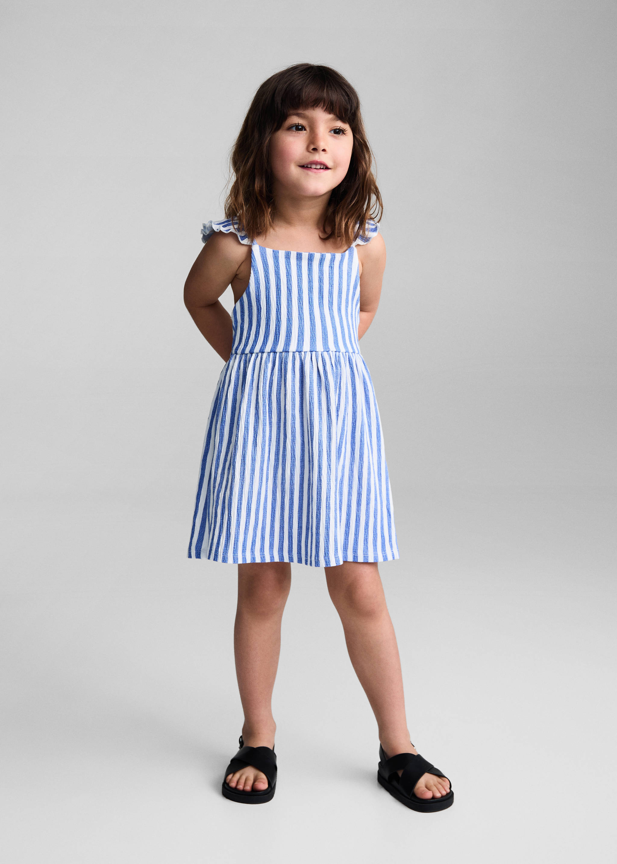 Striped ruffle dress - General plane