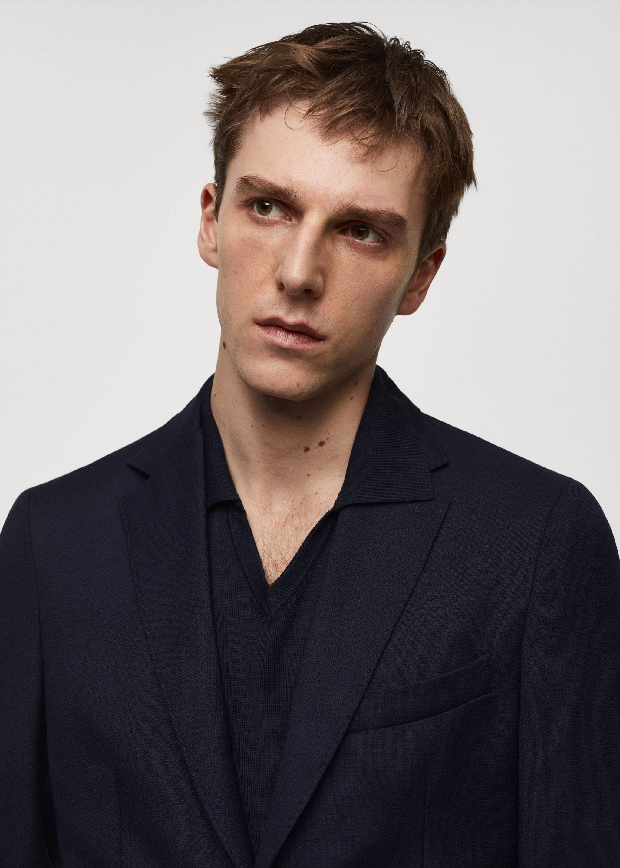 100% Italian virgin wool slim-fit suit jacket - Details of the article 1, Dark Navy. Ref: 67048267-00.