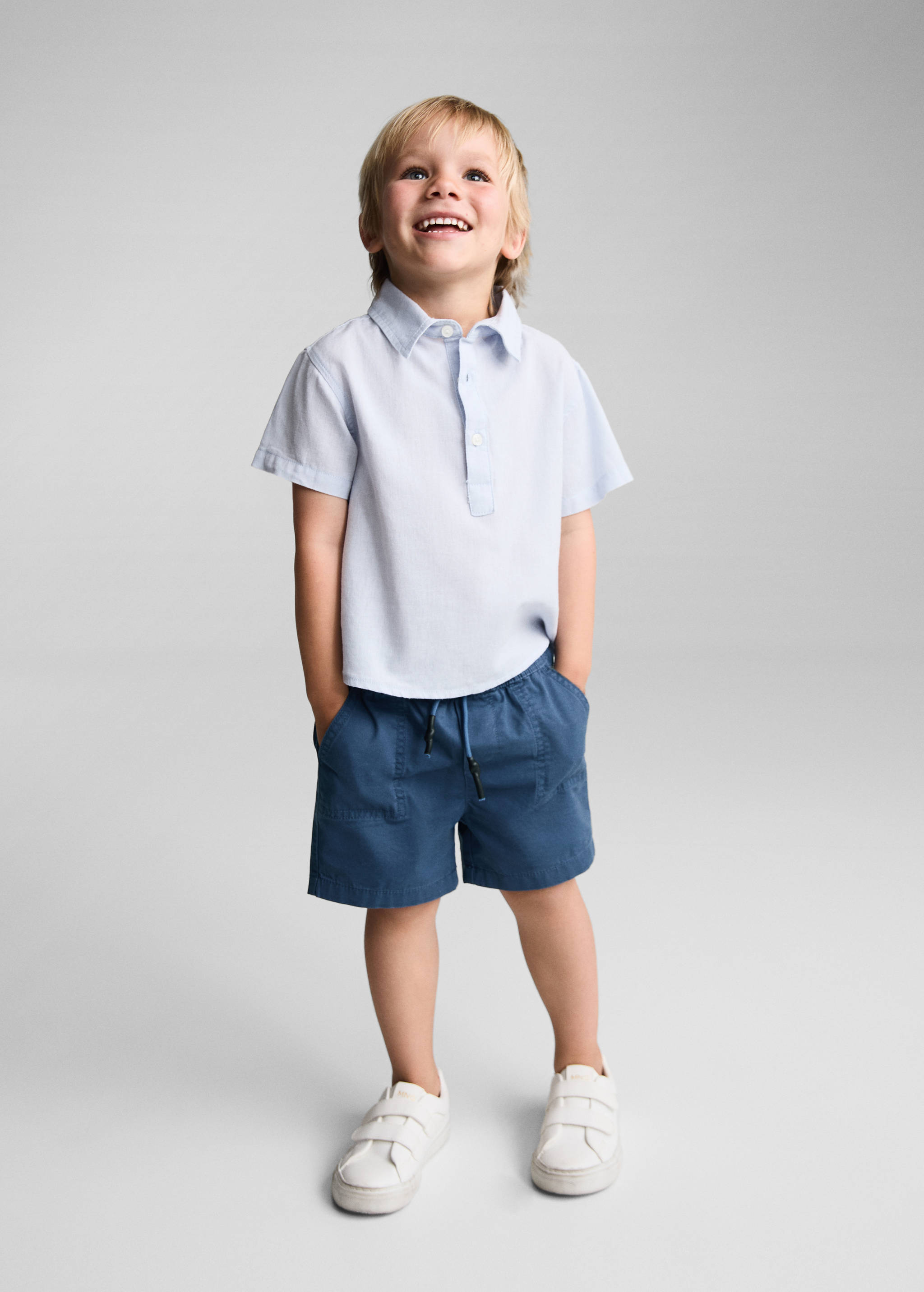 Elastic waist Bermuda shorts - General plane