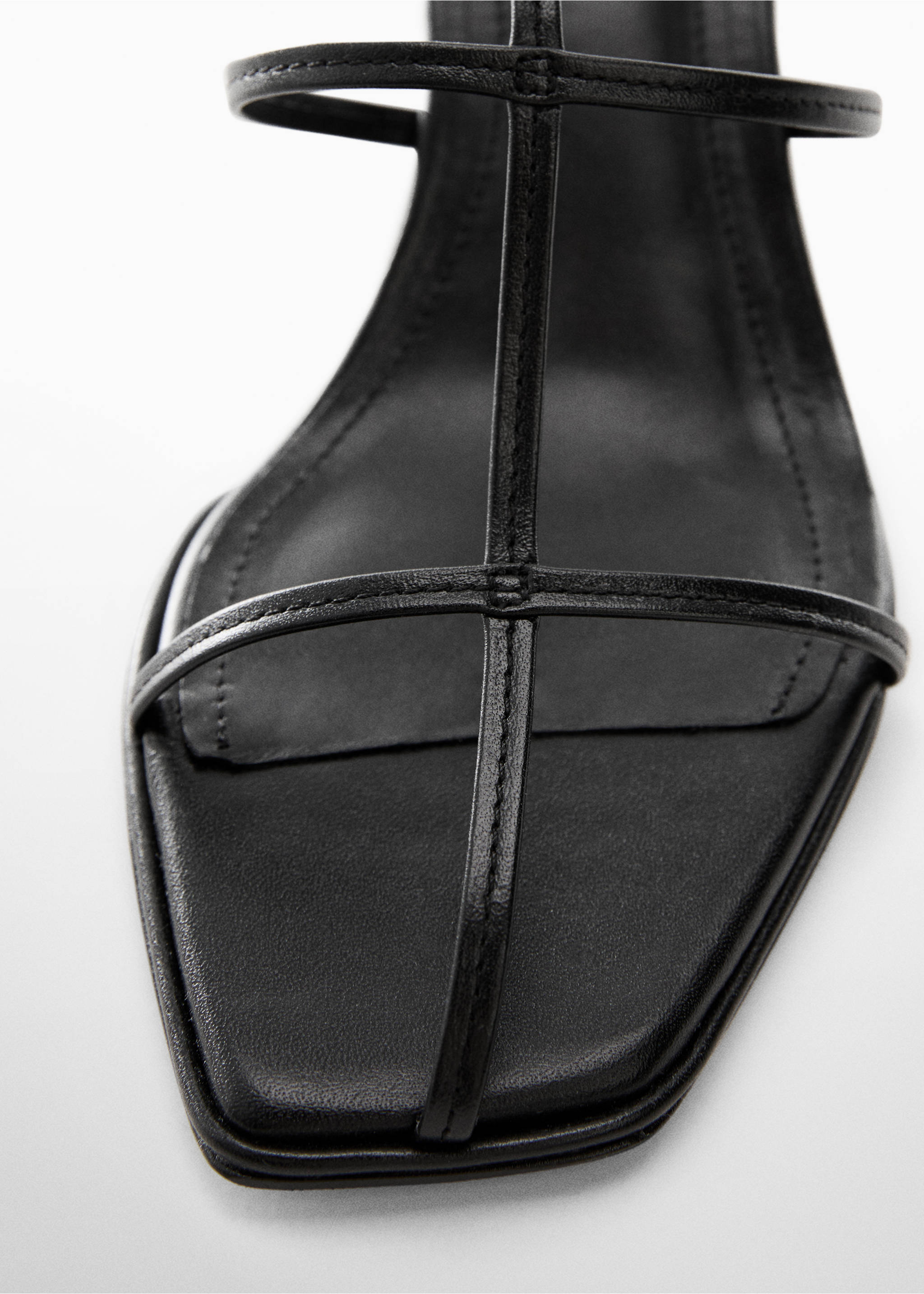 Leather straps sandals - Details of the article 2, Black. Ref: 67048279-00.